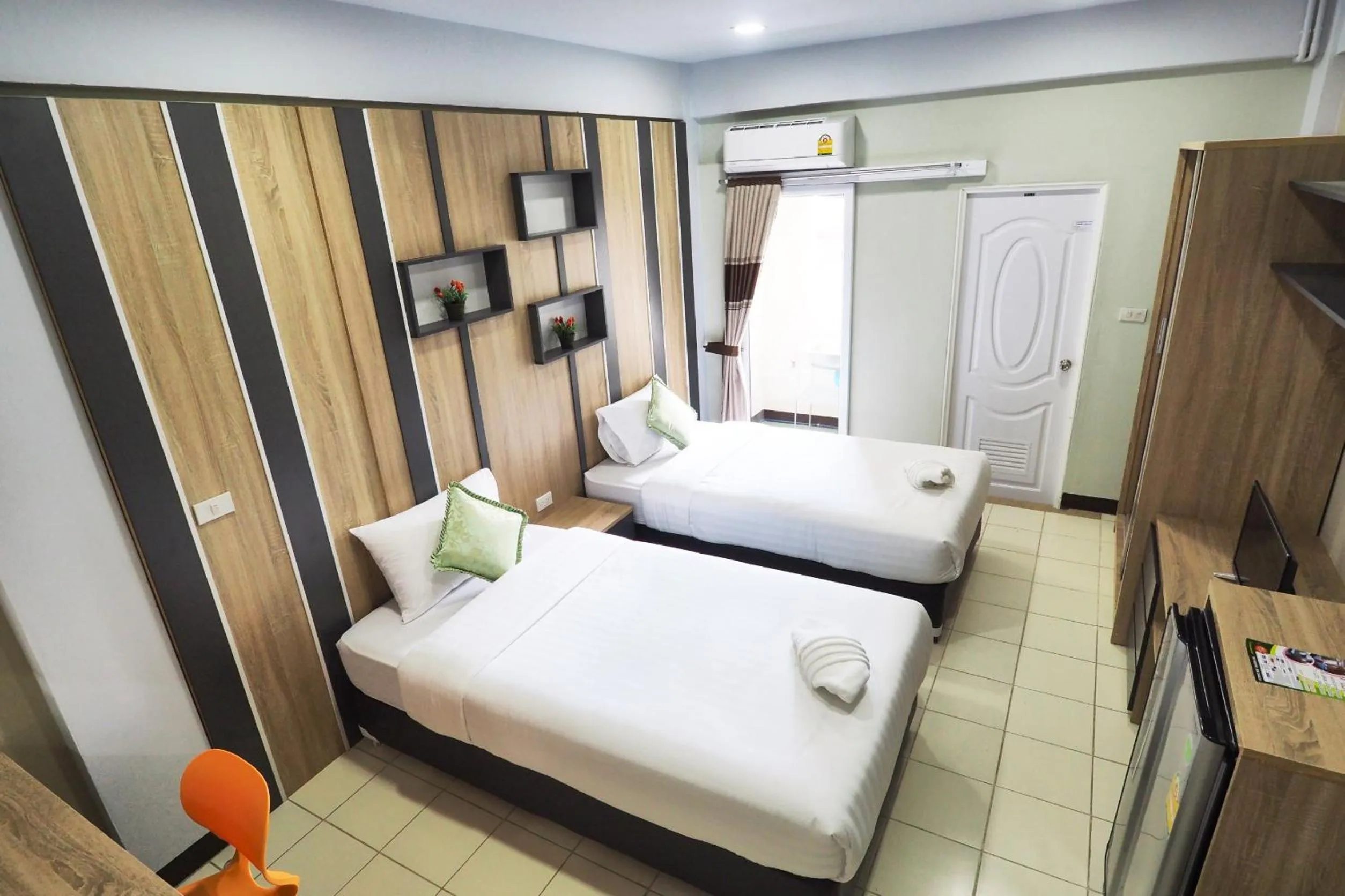 Bedroom, Bed in Supreme Place SHA Plus