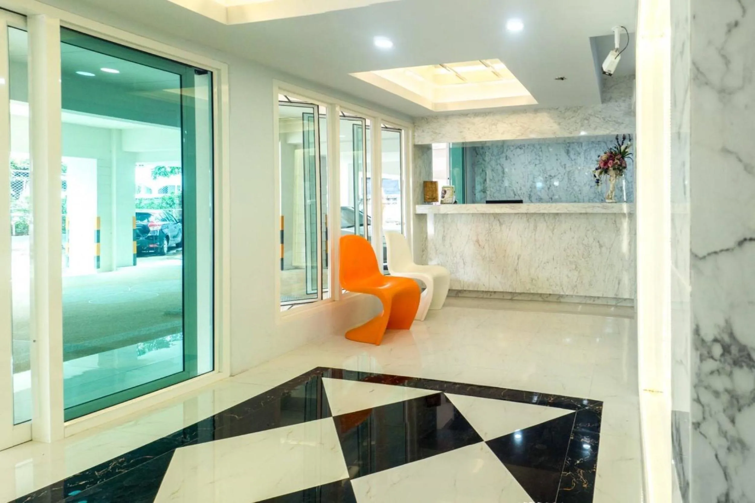 Lobby or reception in Supreme Place SHA Plus