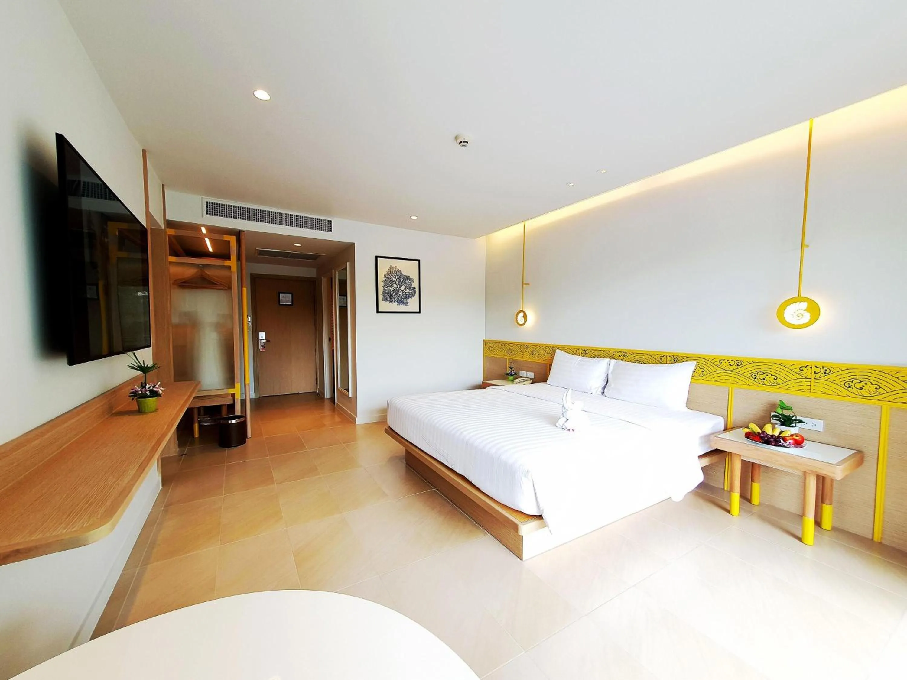 Bedroom, Bed in Novotel Rayong Rim Pae Resort