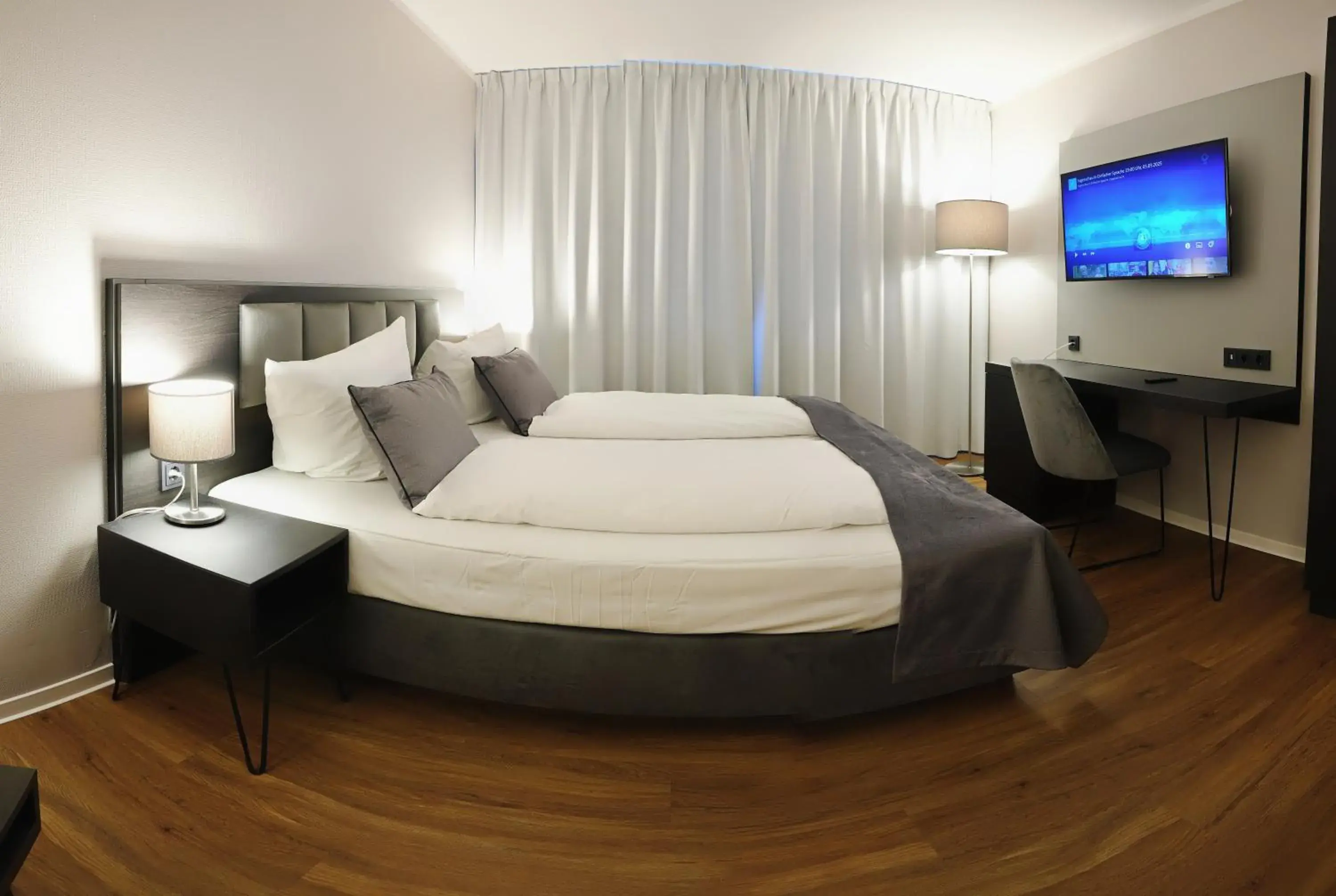 Standard Twin Room in Hotel B99 Standard Twin Room in Hotel B99