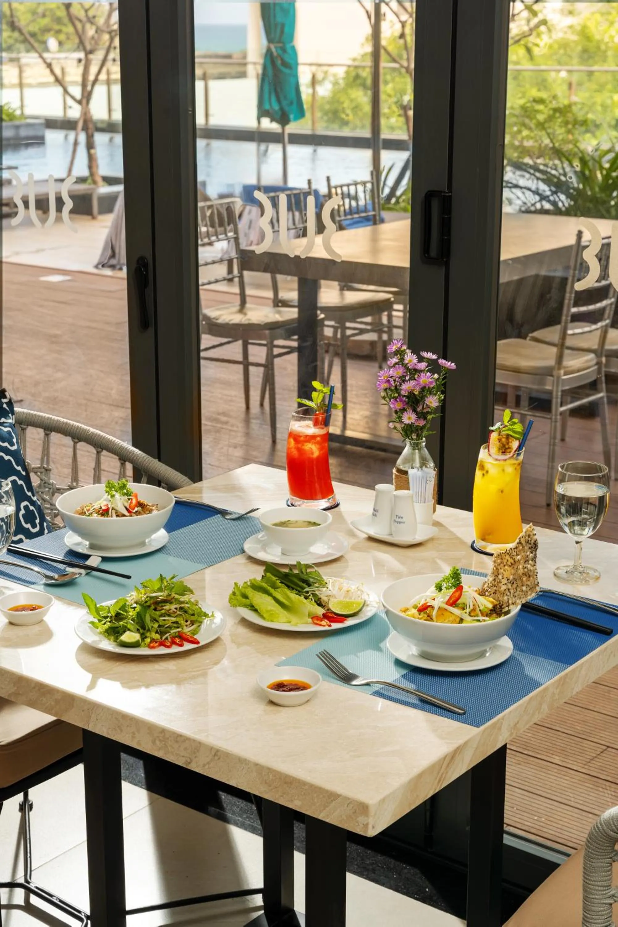 Food and drinks in TUI BLUE Nha Trang