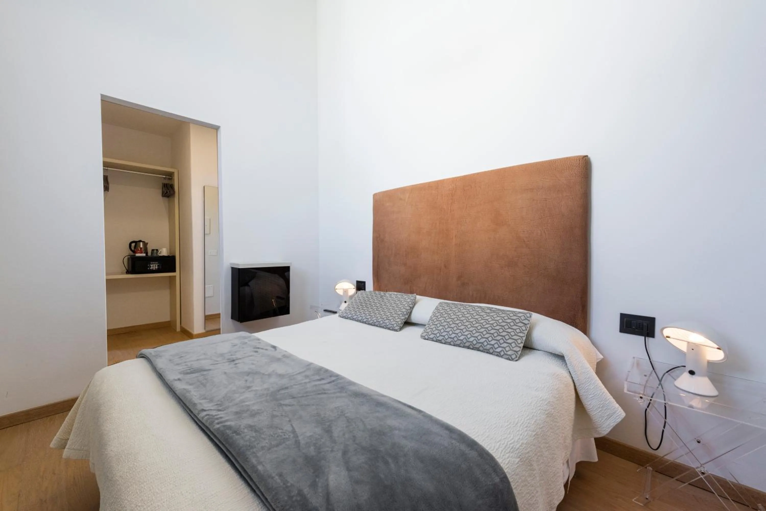 Photo of the whole room, Bed in B&B Soggiorno Battistero