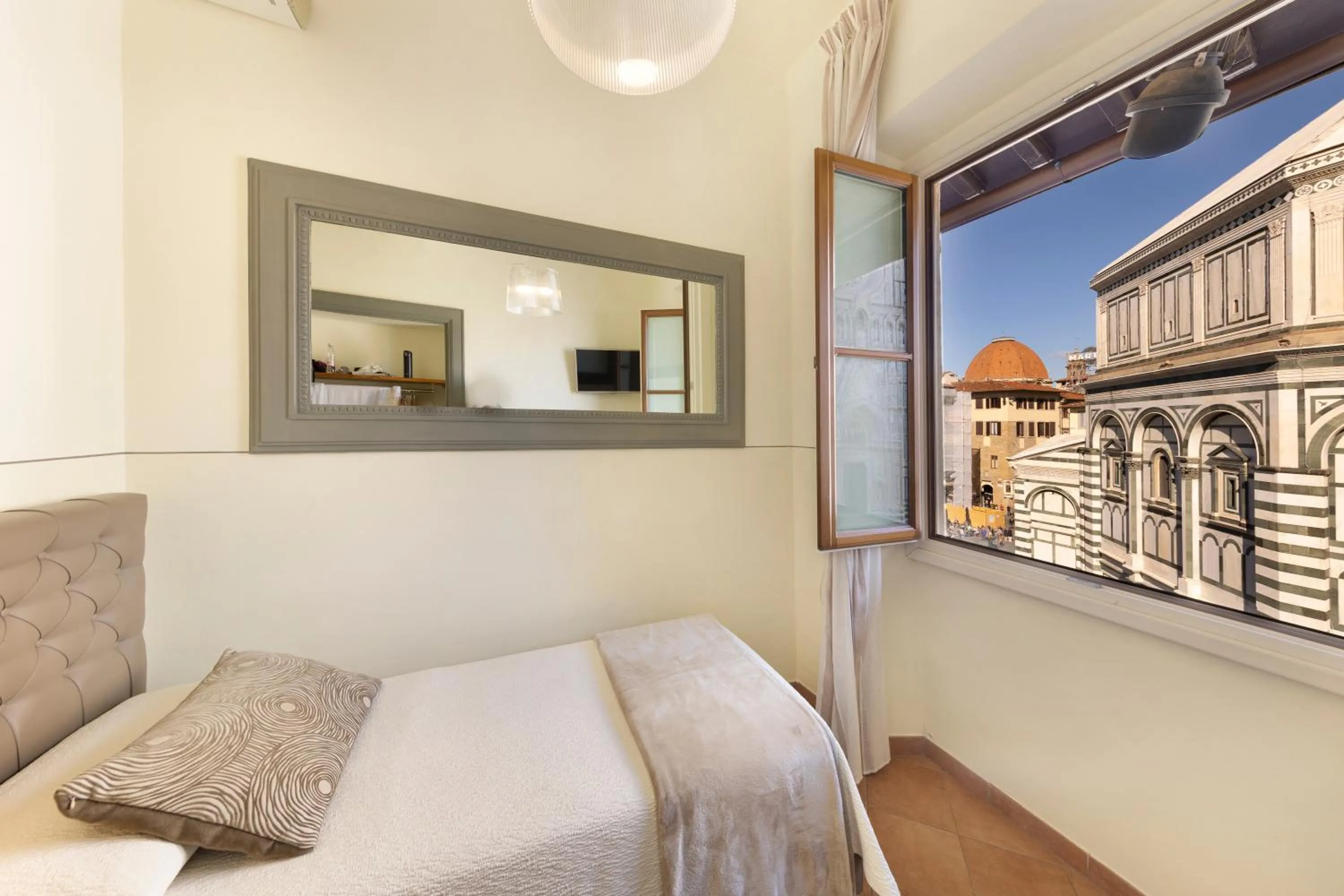 Nearby landmark, Bed in B&B Soggiorno Battistero