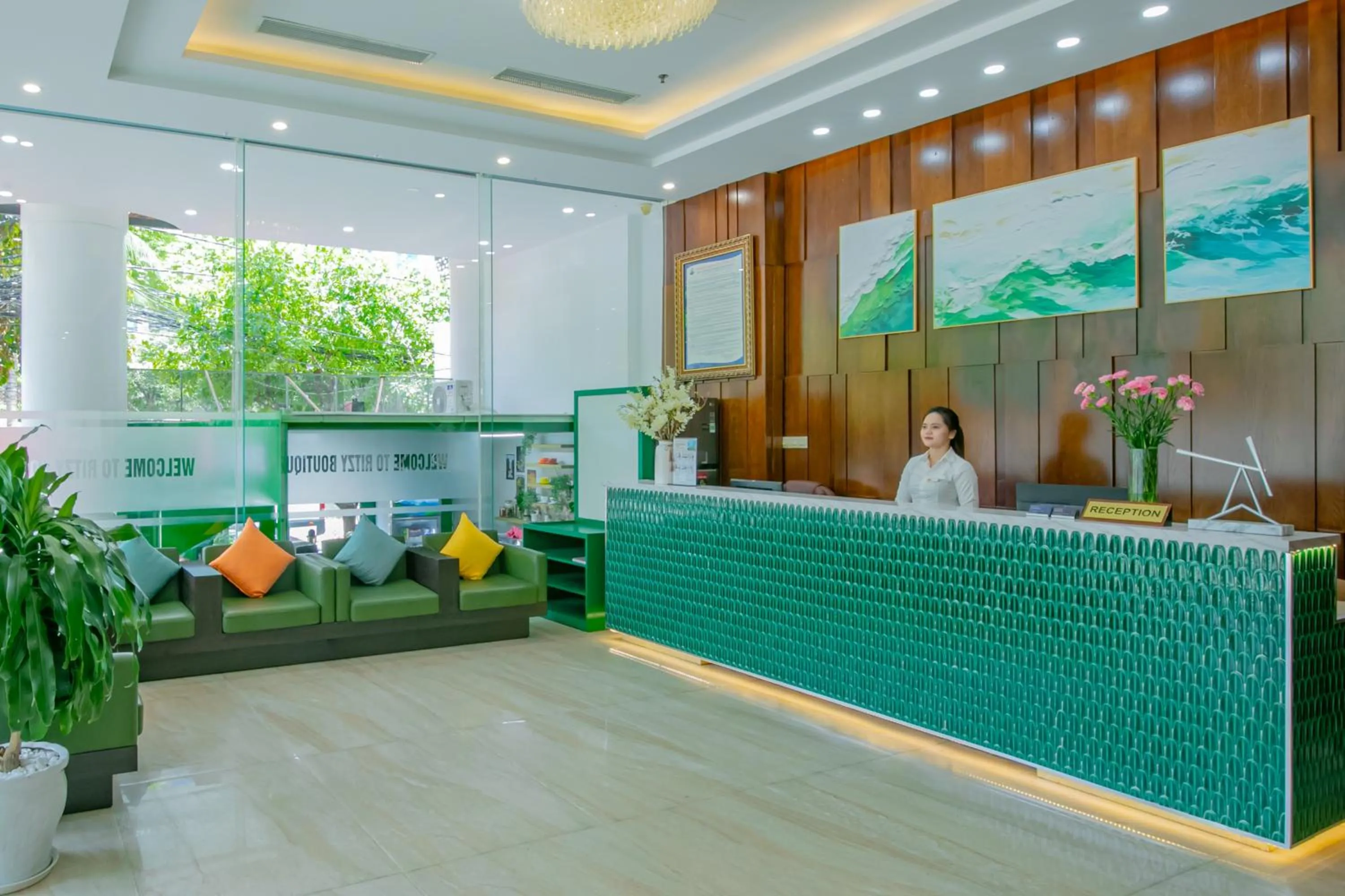 Lobby or reception in Ritzy Boutique Hotel Da Nang Beach