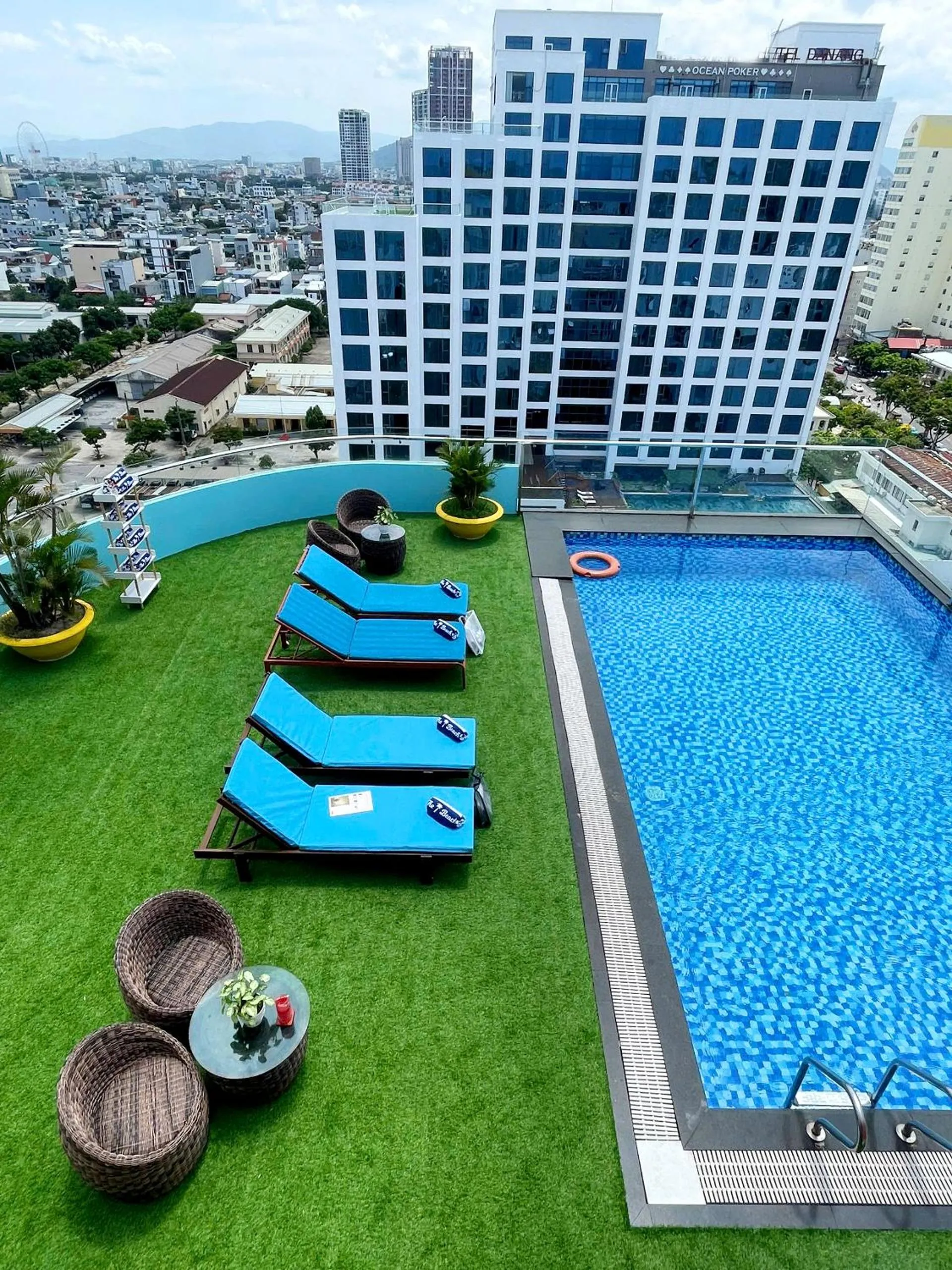 Swimming pool in Ritzy Boutique Hotel Da Nang Beach