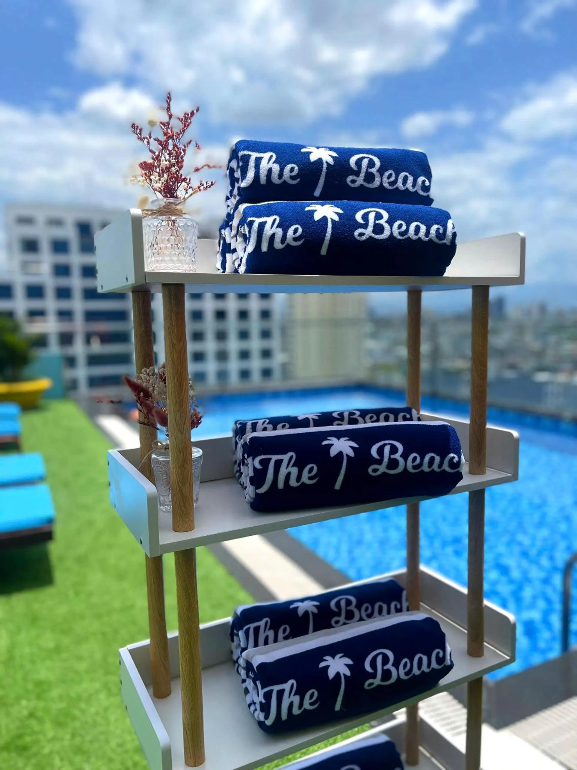 Swimming pool in Ritzy Boutique Hotel Da Nang Beach