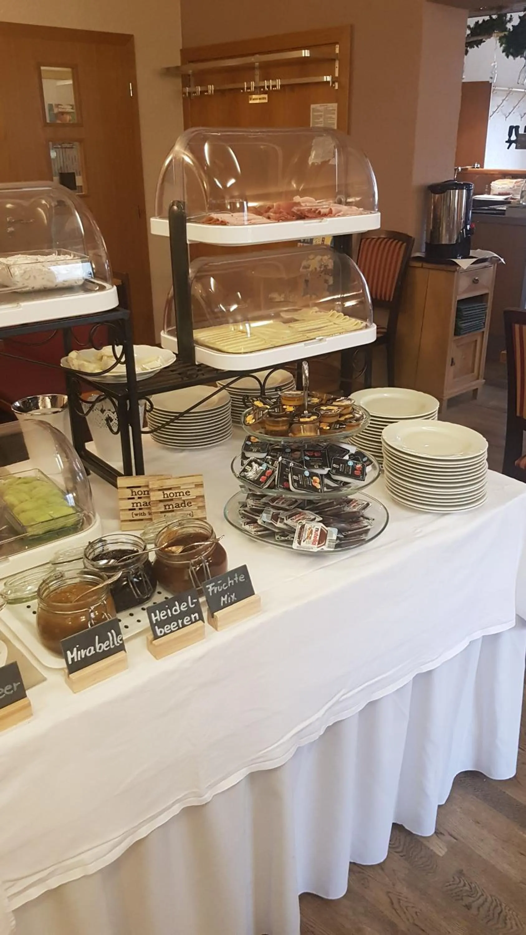 Breakfast in Hotel-Gasthof Wilder Mann