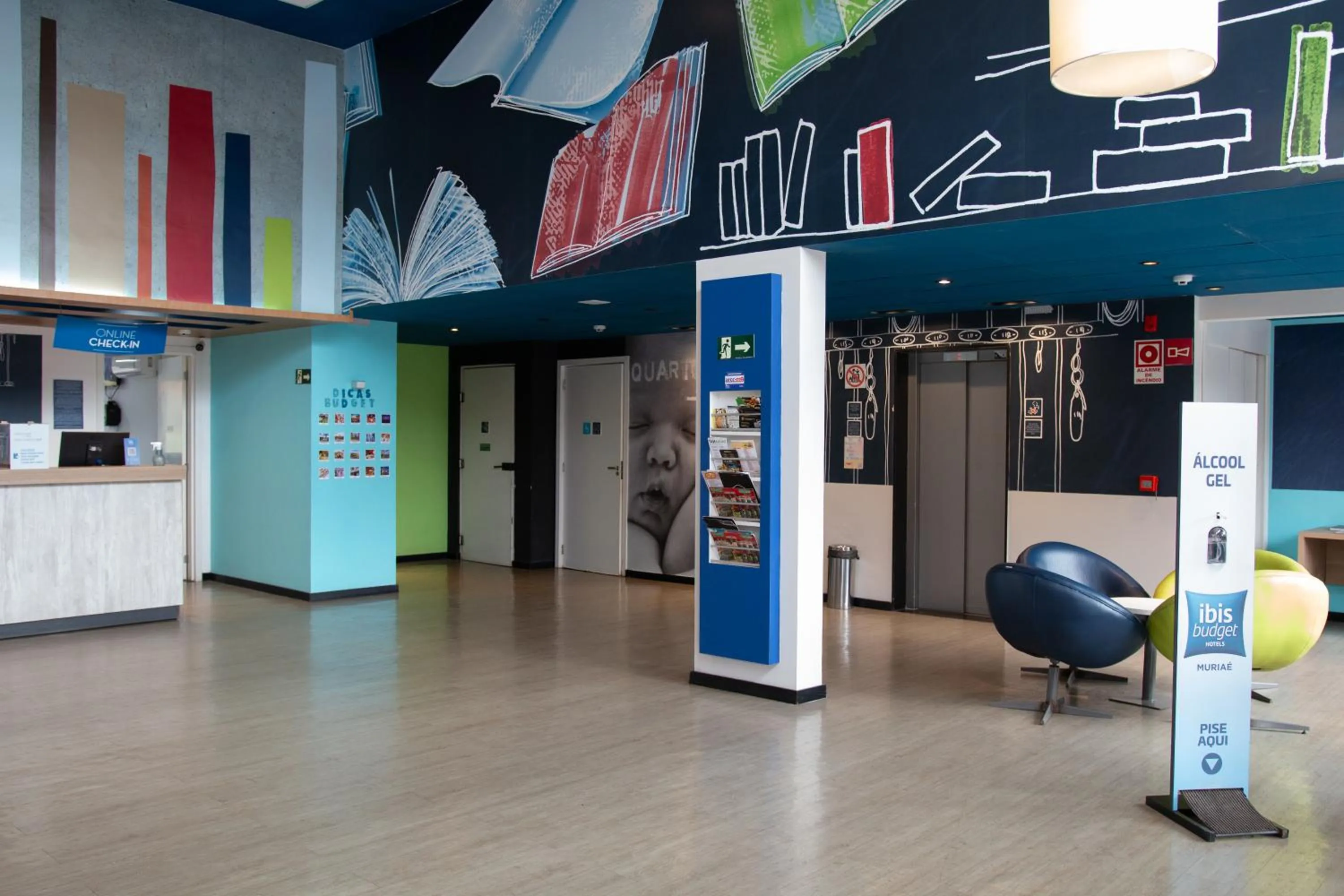 Lobby or reception in ibis budget Muriae