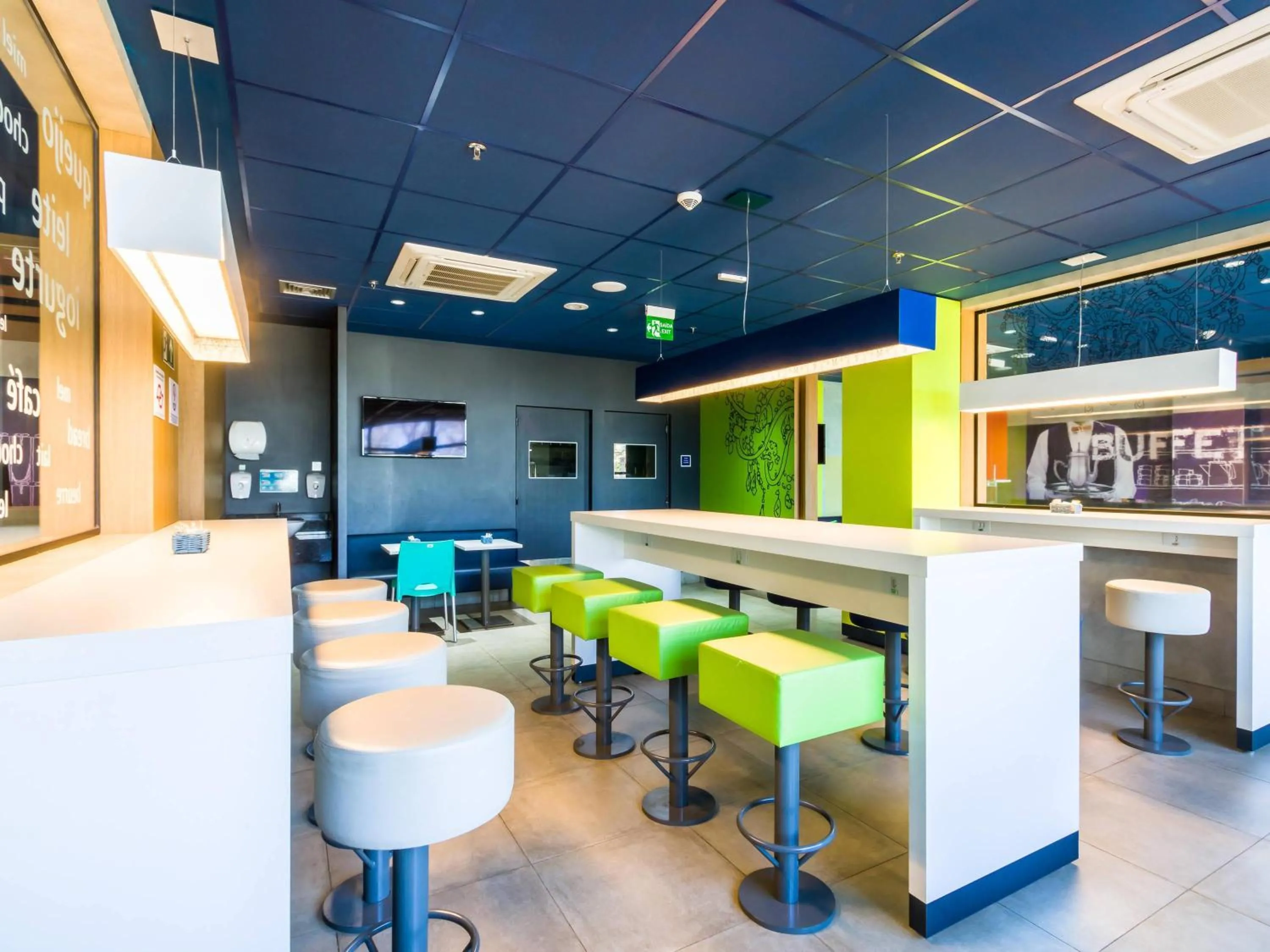 Restaurant/places to eat in ibis budget Sao Jose do Rio Preto