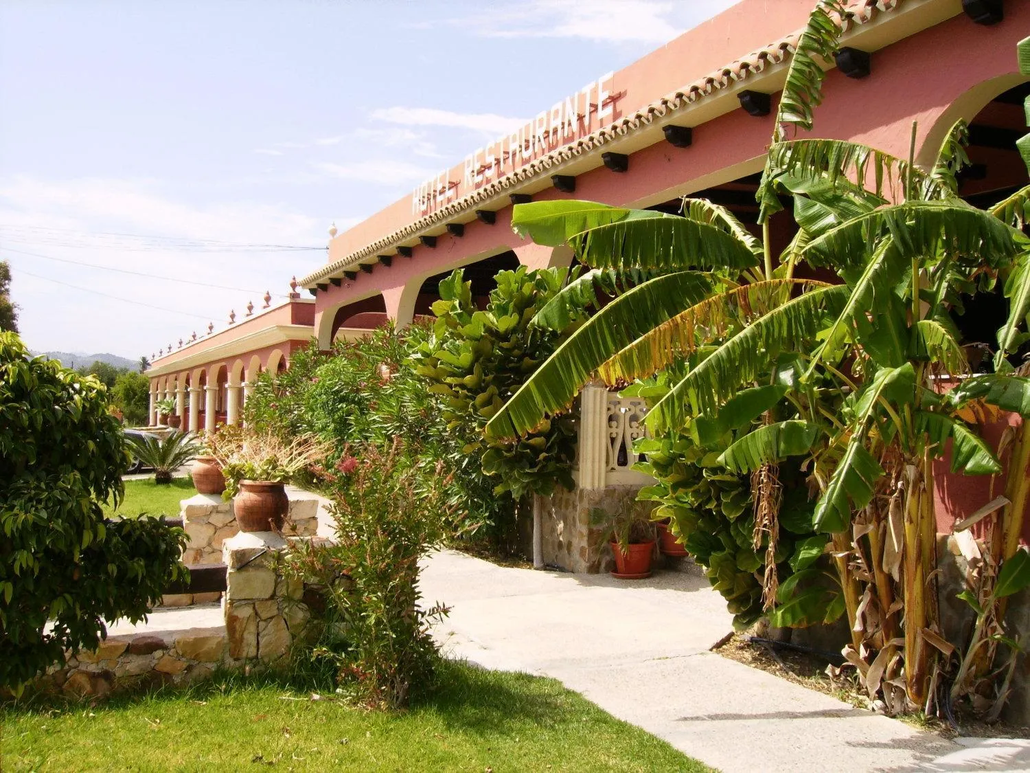 Facade/entrance in Hotel Copacabana Tarifa Beach