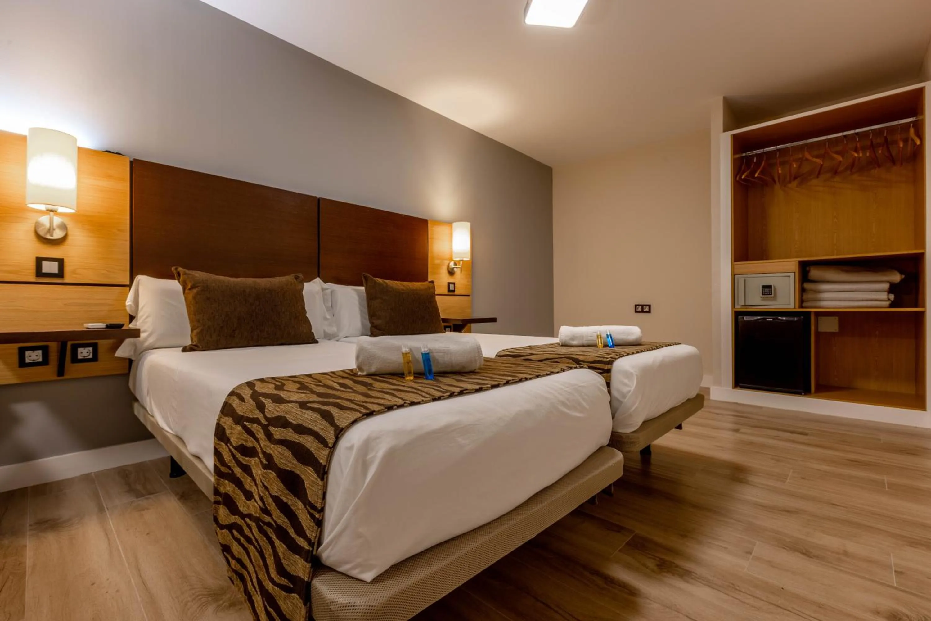 Bed in Hotel Copacabana Tarifa Beach