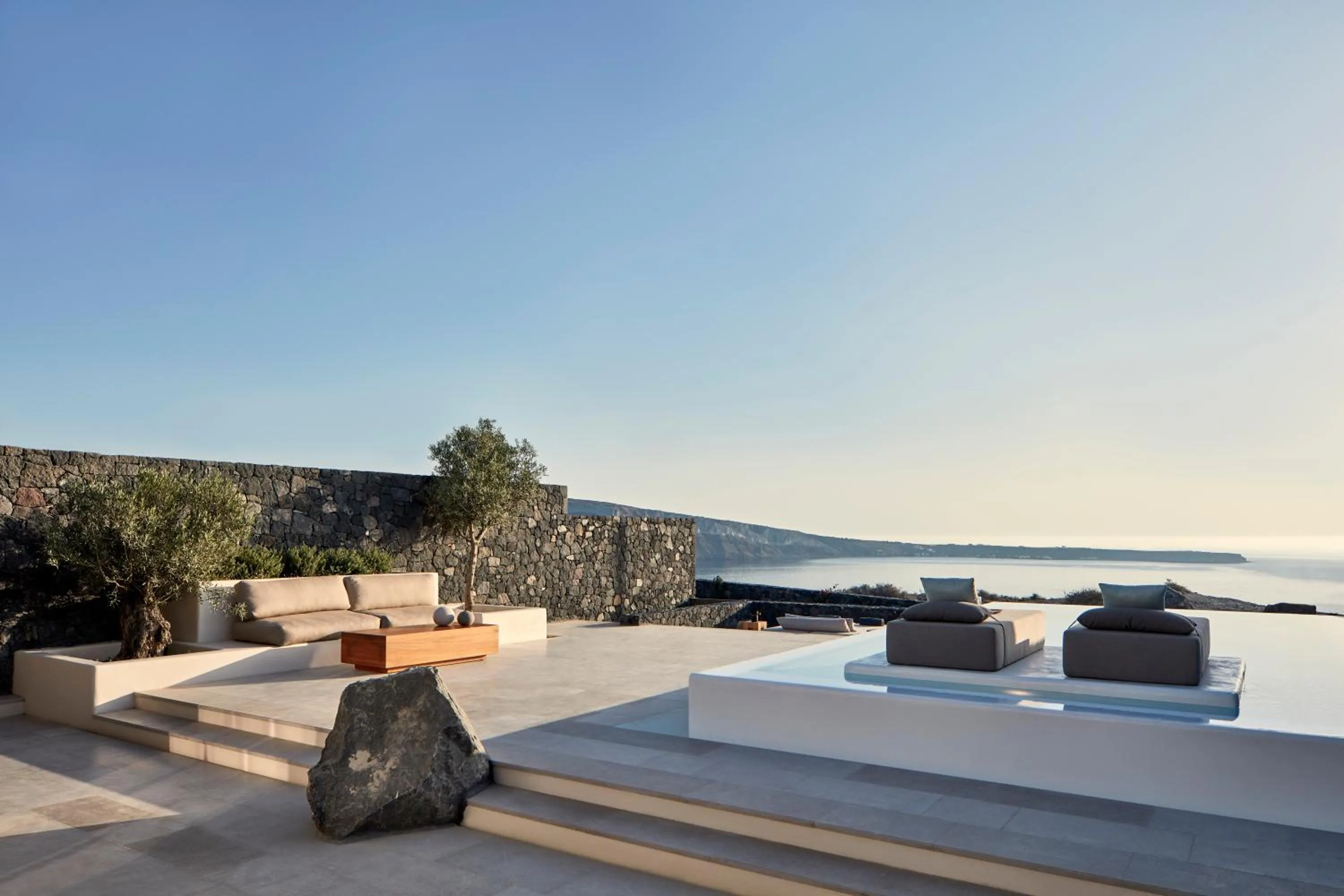 Patio in Canaves Epitome - Small Luxury Hotels of the World