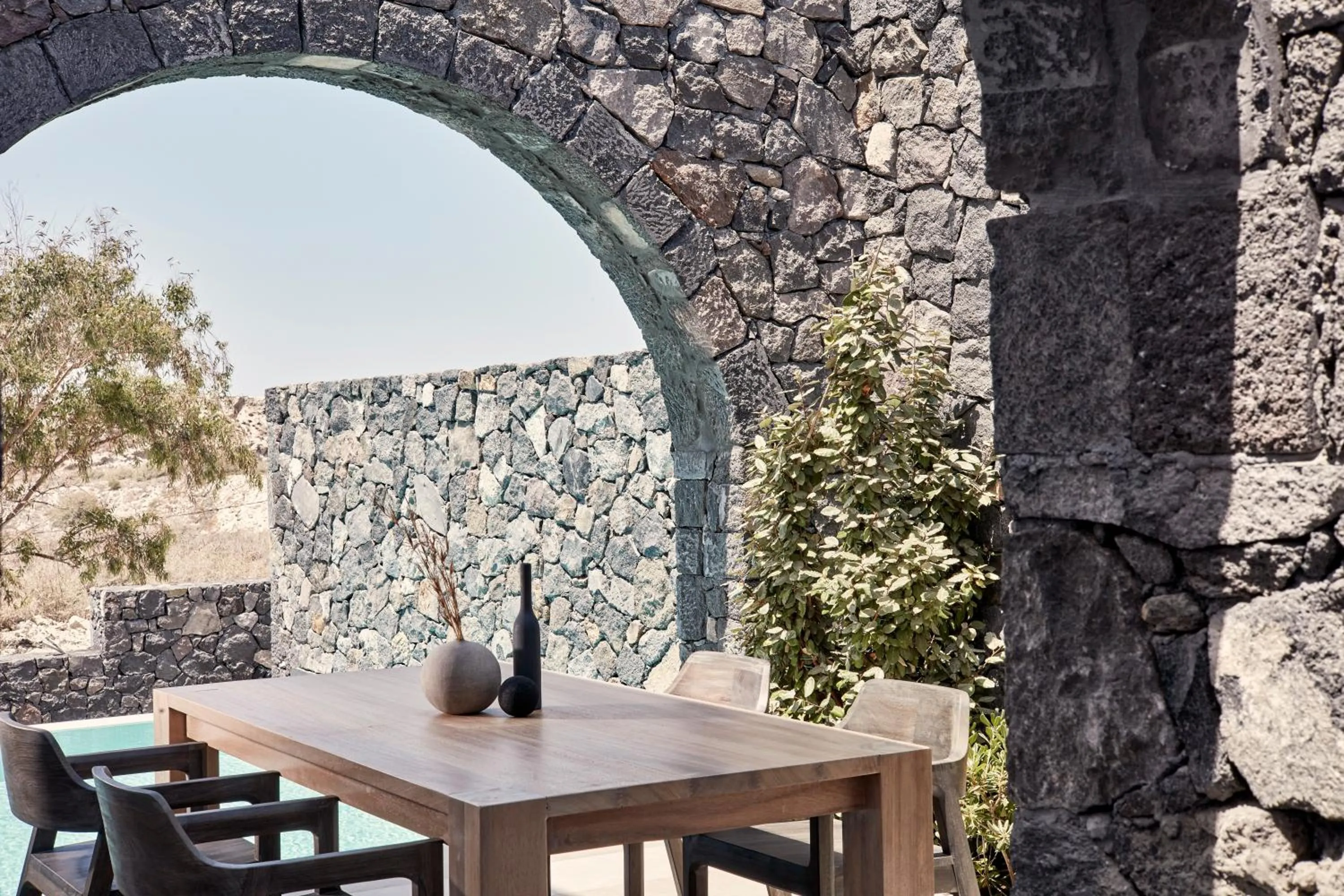 Patio in Canaves Epitome - Small Luxury Hotels of the World