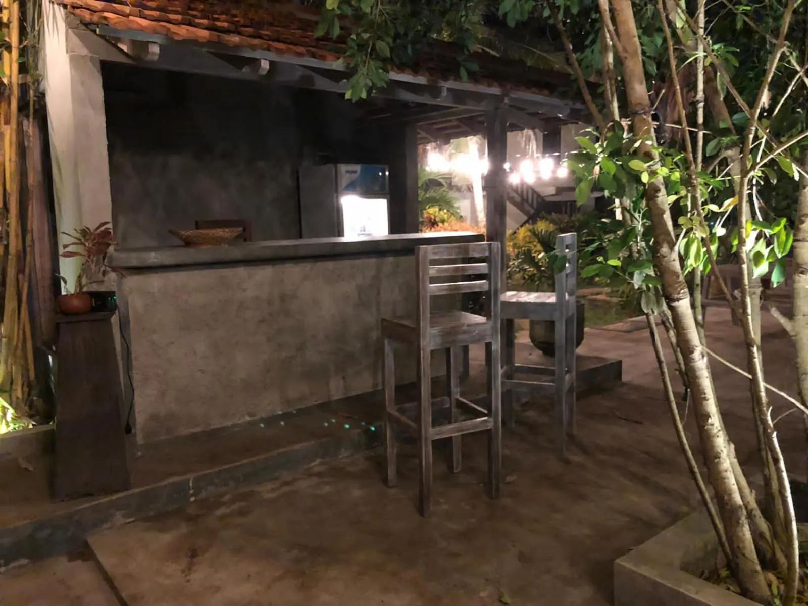 Restaurant/places to eat in Green turtle