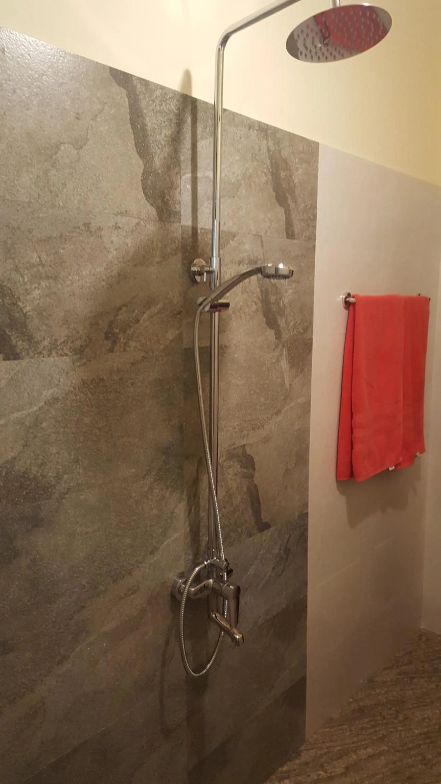 Bathroom in Green turtle