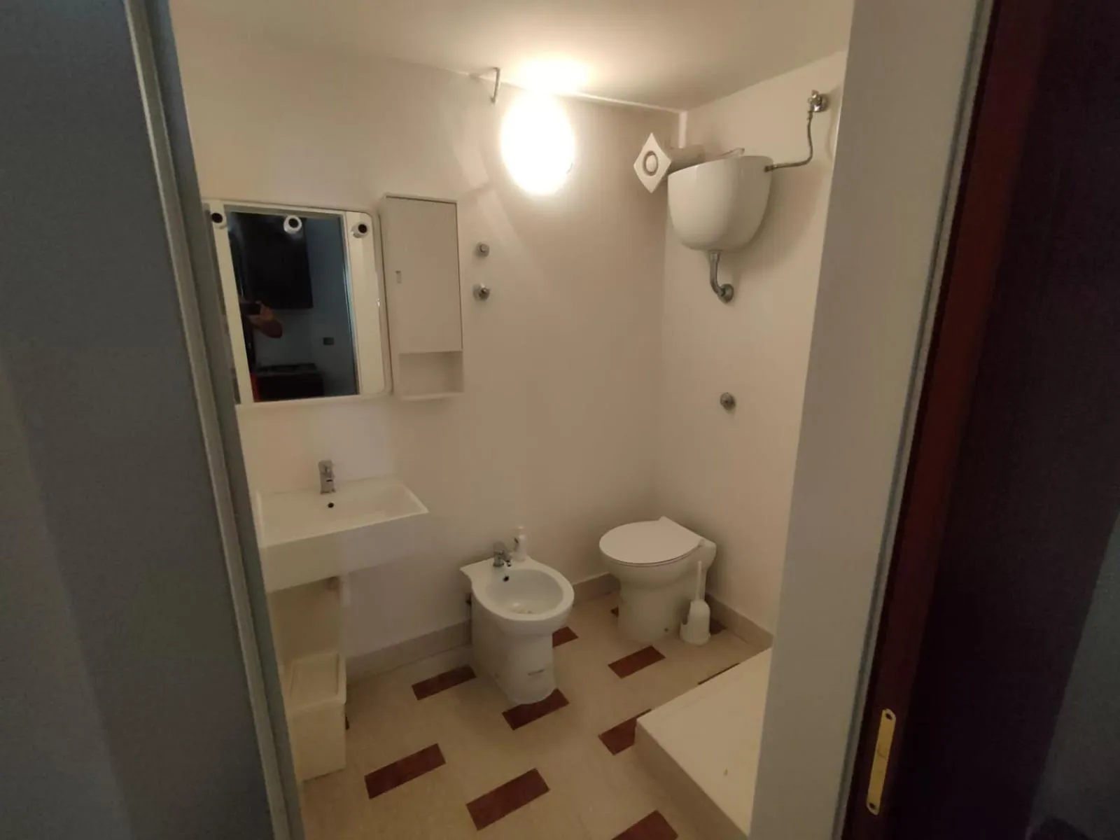 Shower in Residenza Giancesare Family Apartments