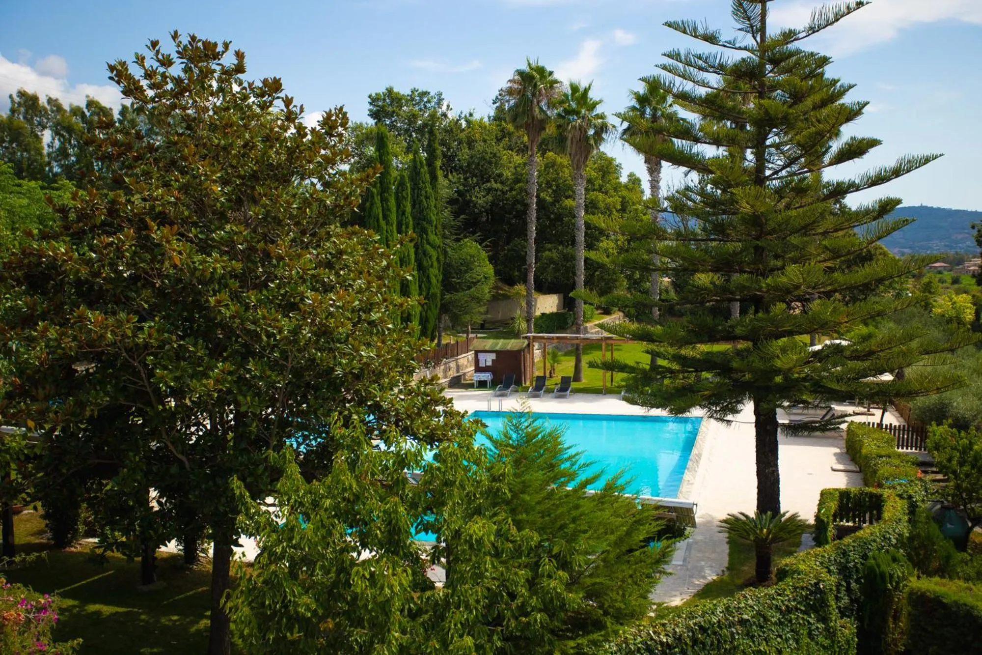 Swimming pool in Residenza Giancesare Family Apartments