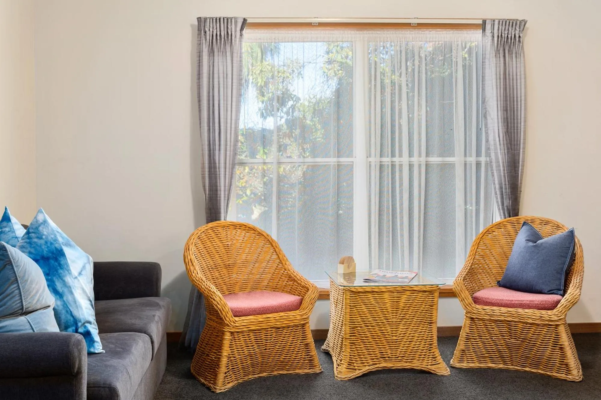 Living room in Anabel's of Scottsdale
