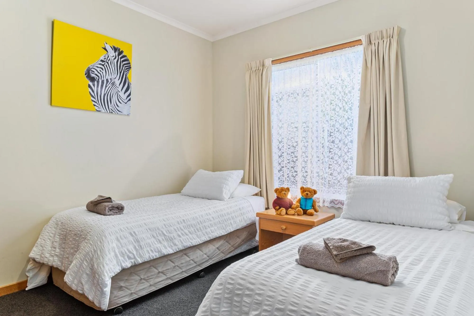 Photo of the whole room in Anabel's of Scottsdale