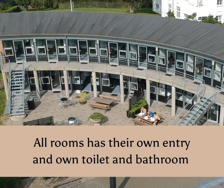 Property building in Danhostel Rønde