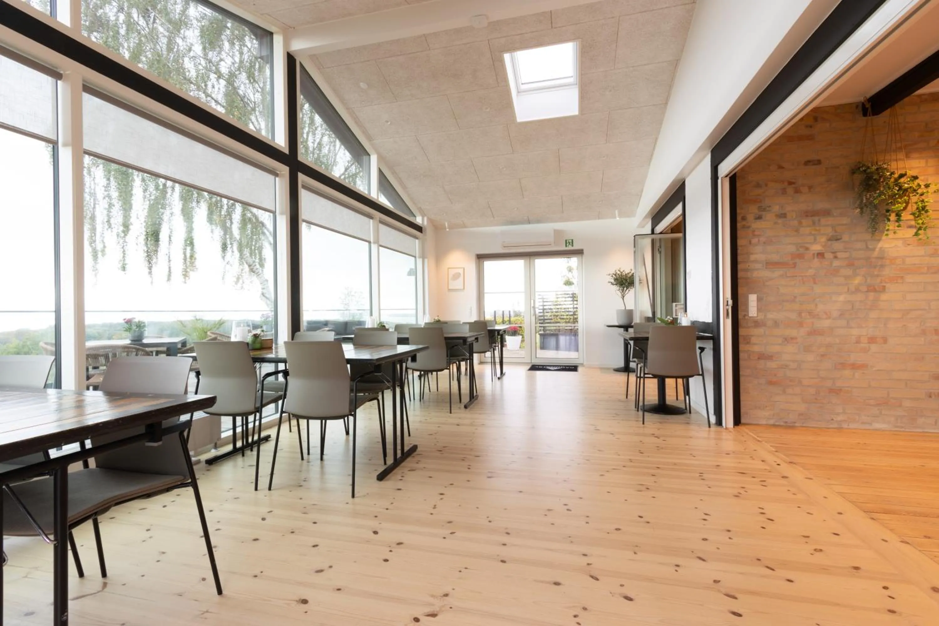Restaurant/places to eat in Danhostel Rønde