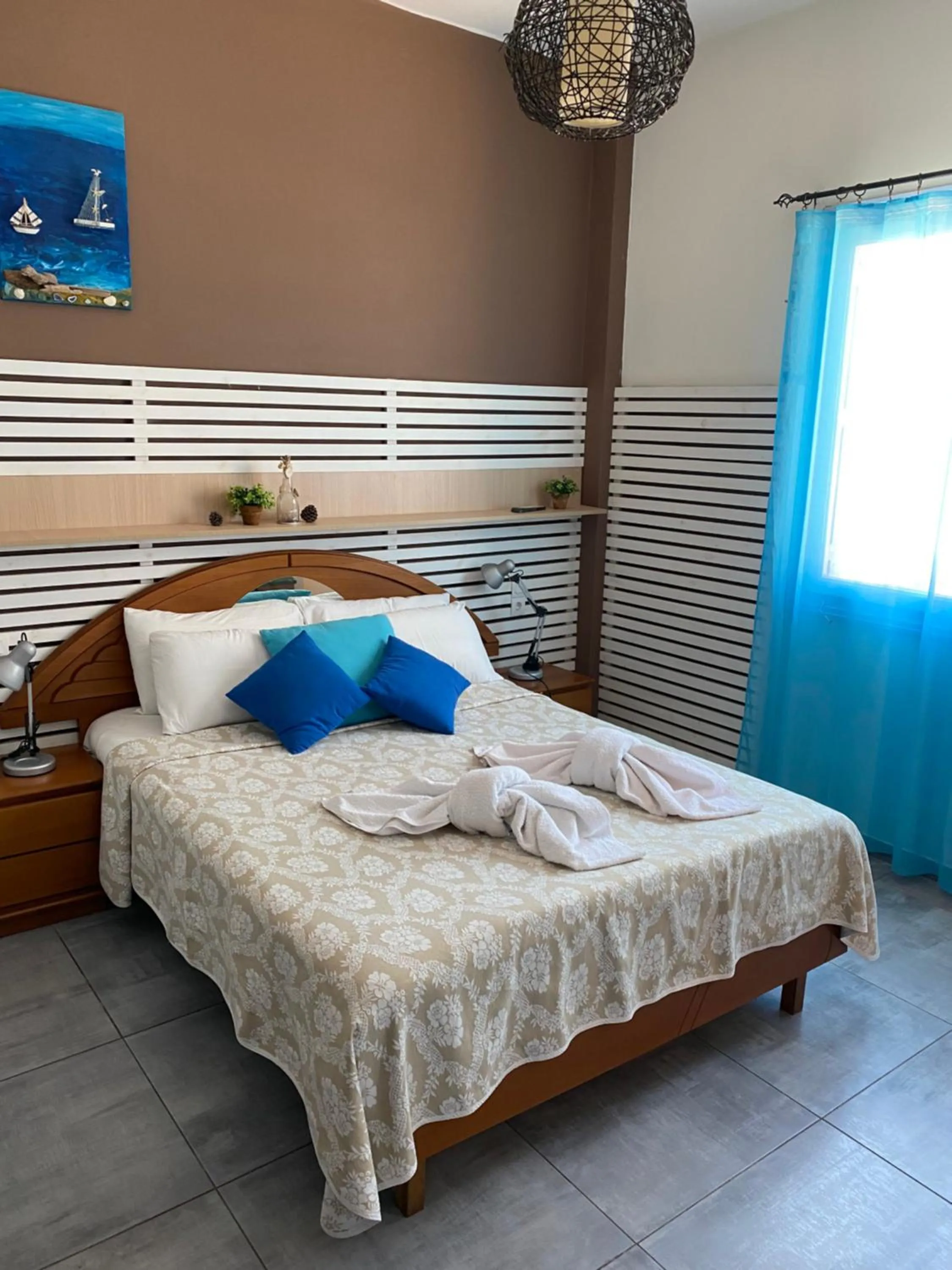 Bed in Amaryllis Hotel