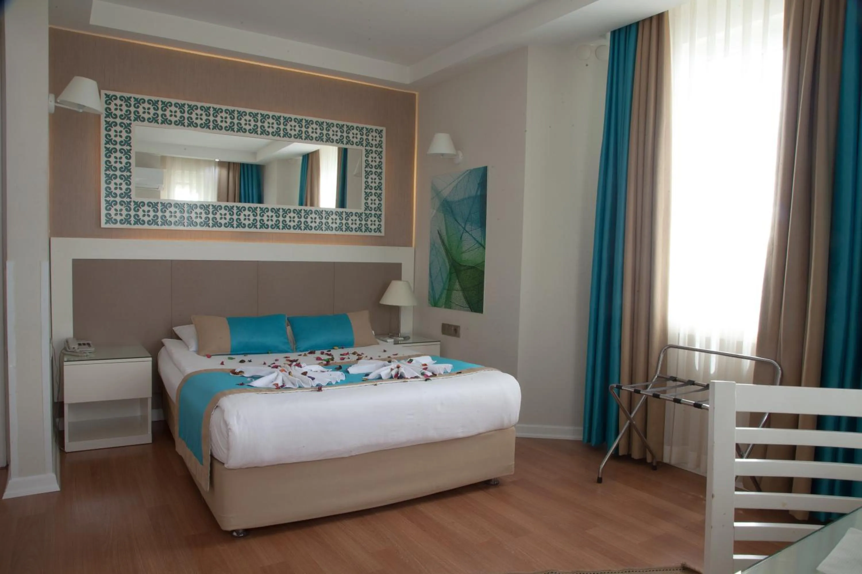 Massage, Bed in Nasa Flora Hotel