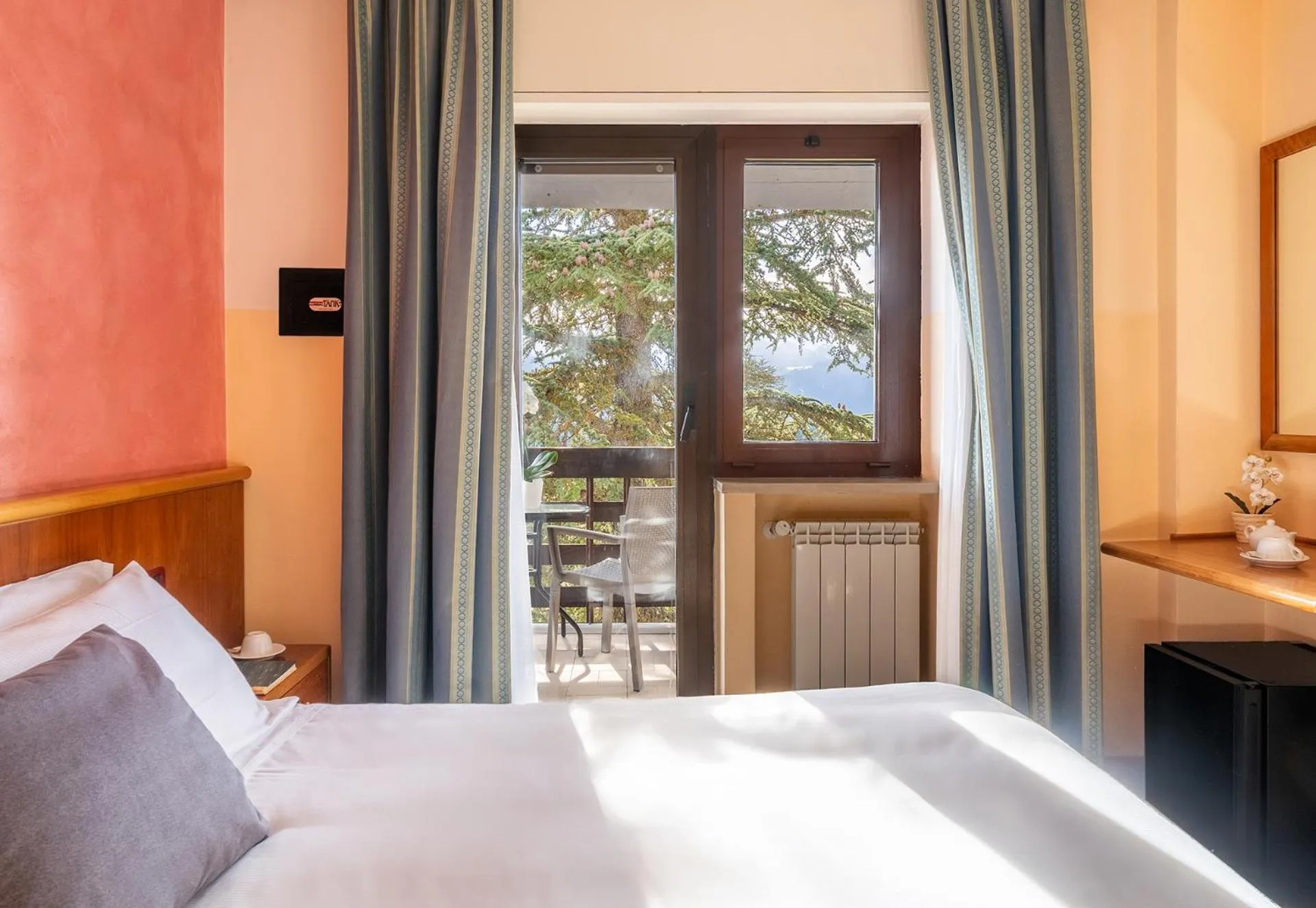 Bed in Cipriani Park Hotel