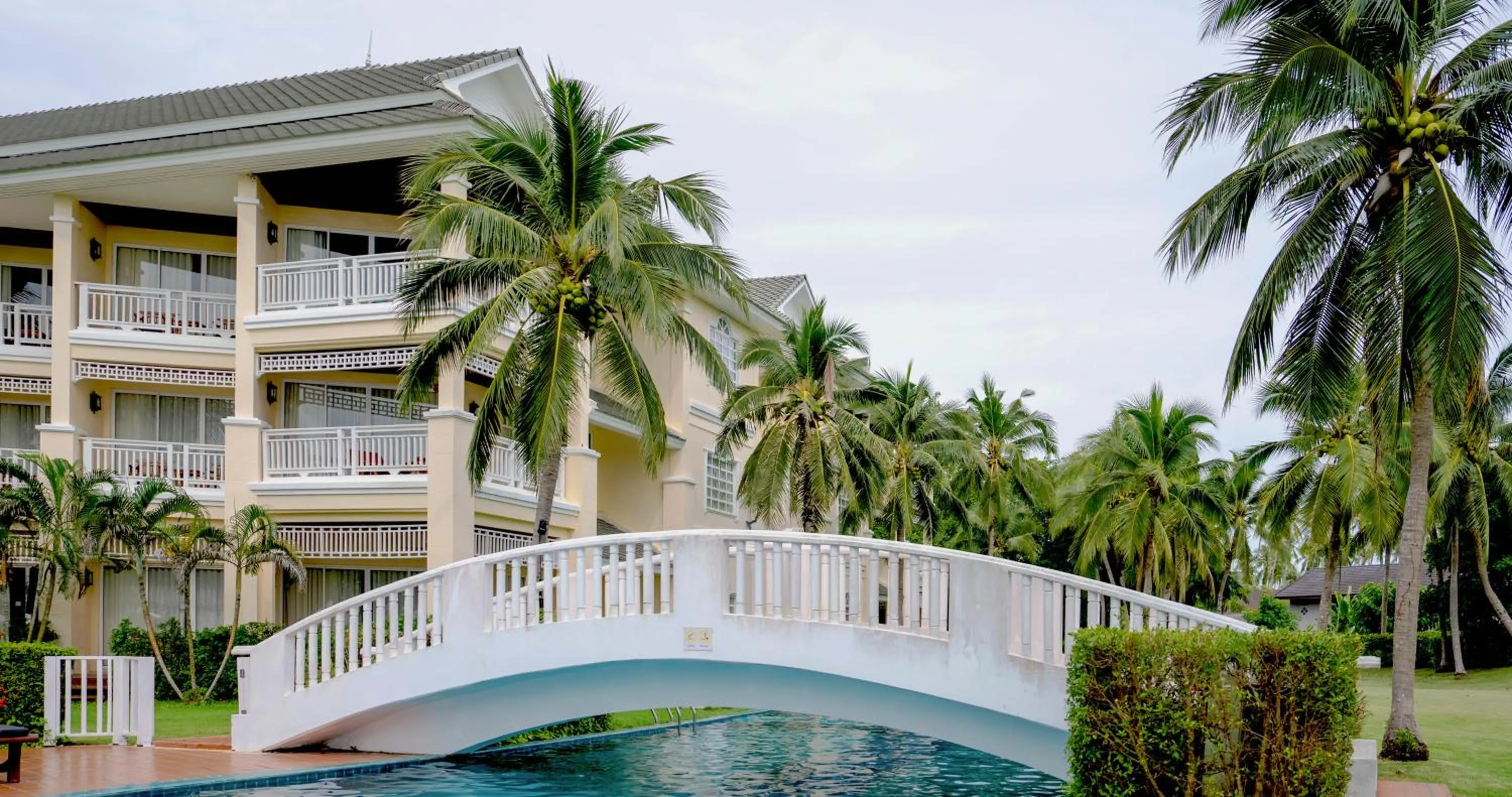 Swimming pool in Sofitel Krabi Phokeethra Golf and Spa Resort