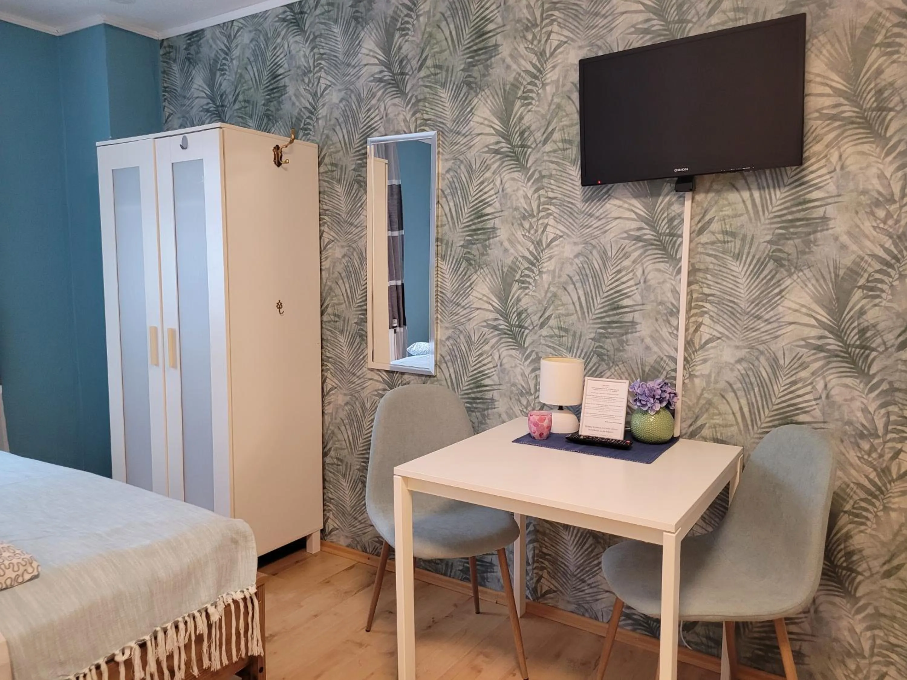 TV and multimedia, Bed in Gästehaus Kampik