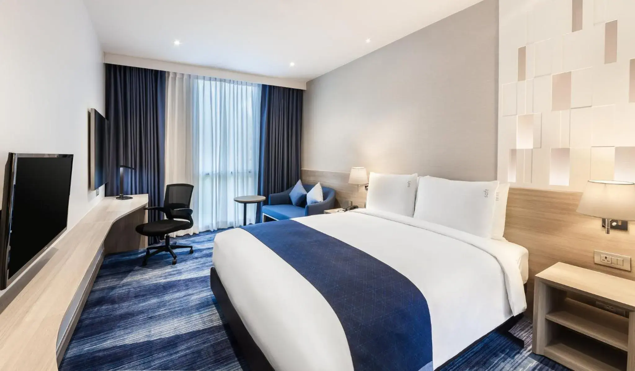 Standard Queen Room - Free Breakfast in Holiday Inn Express Bangkok Soi Soonvijai by IHG Standard Queen Room - Free Breakfast in Holiday Inn Express Bangkok Soi Soonvijai by IHG