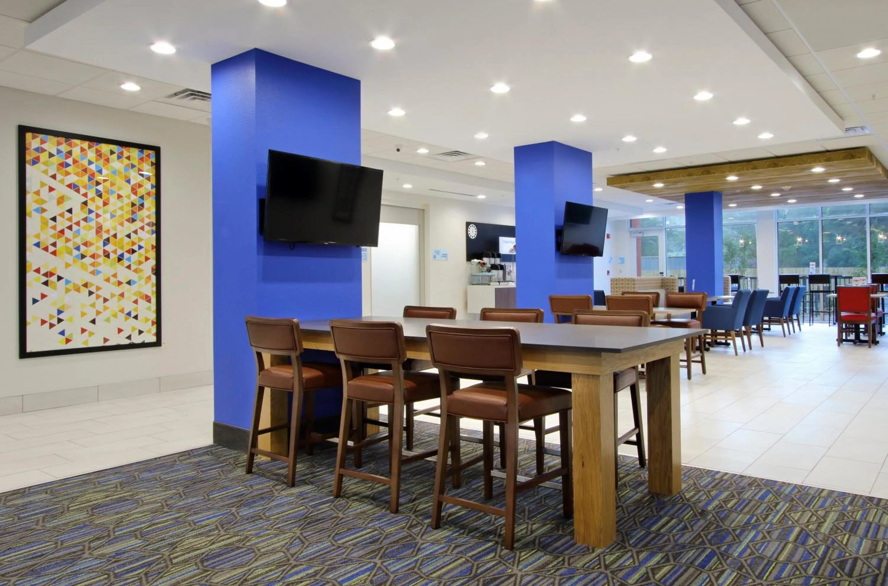 Breakfast in Holiday Inn Express & Suites Columbus North by IHG