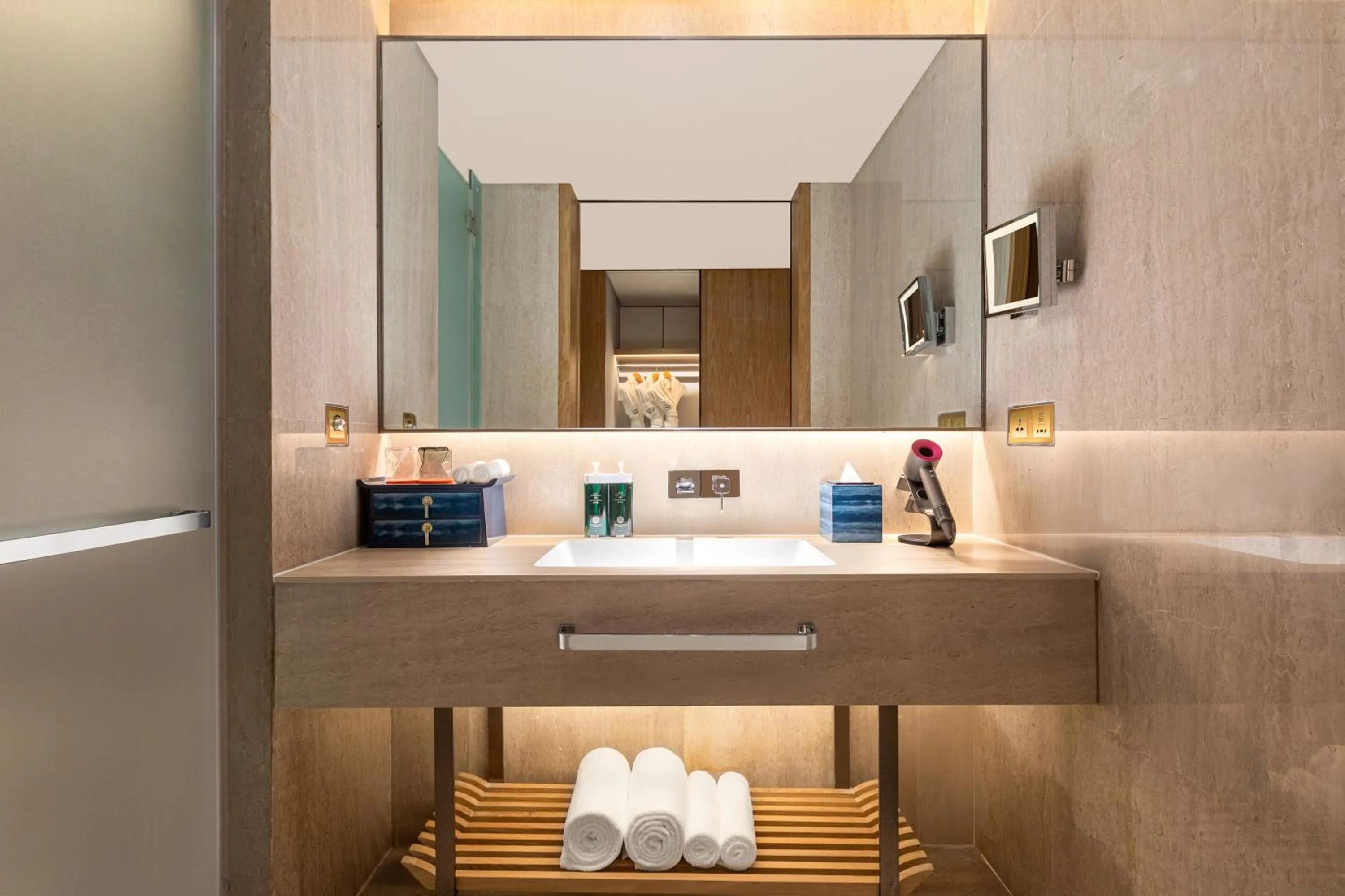 towels in Hotel Indigo Dali Erhai by IHG