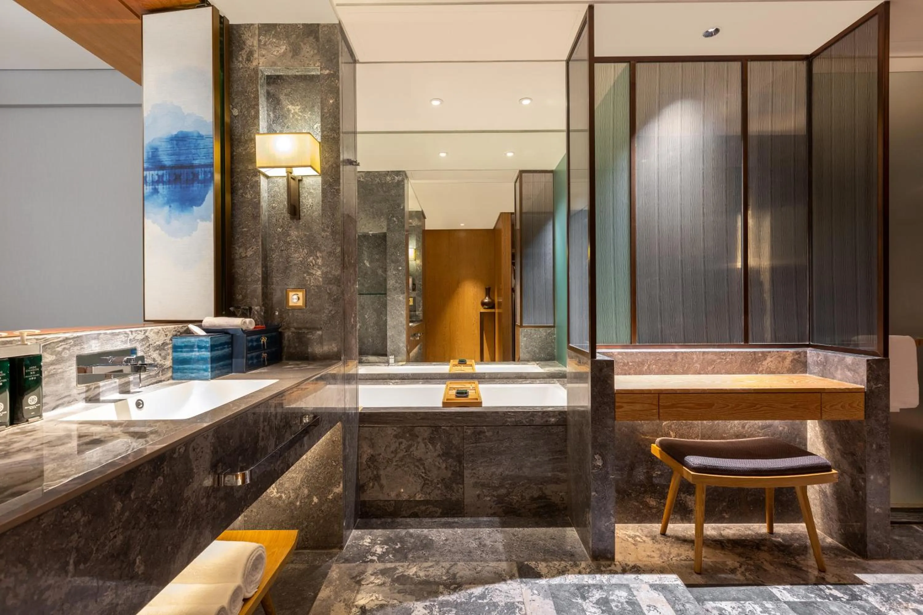 Bathroom in Hotel Indigo Dali Erhai by IHG