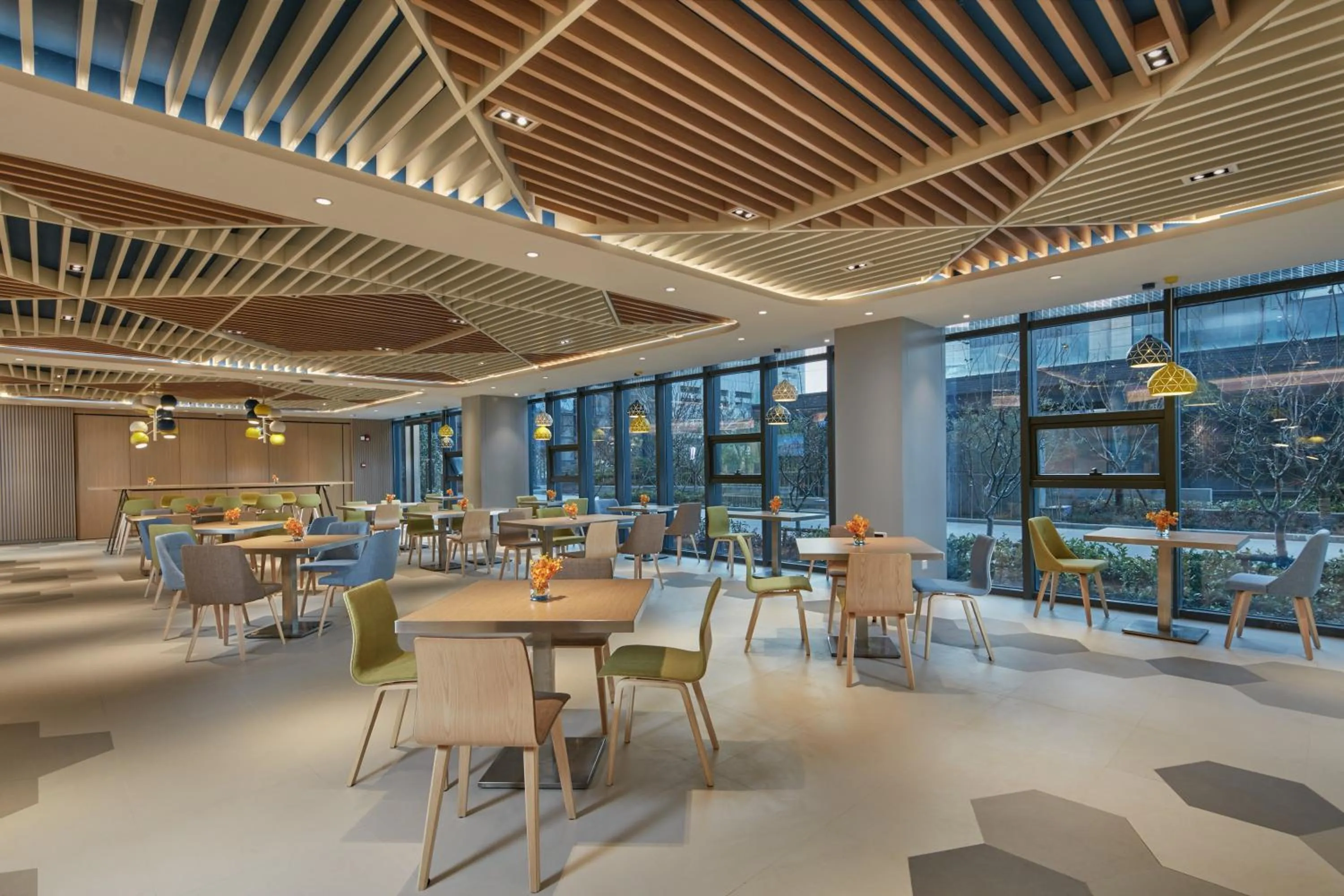 Breakfast in Holiday Inn Express Nantong Textile City by IHG