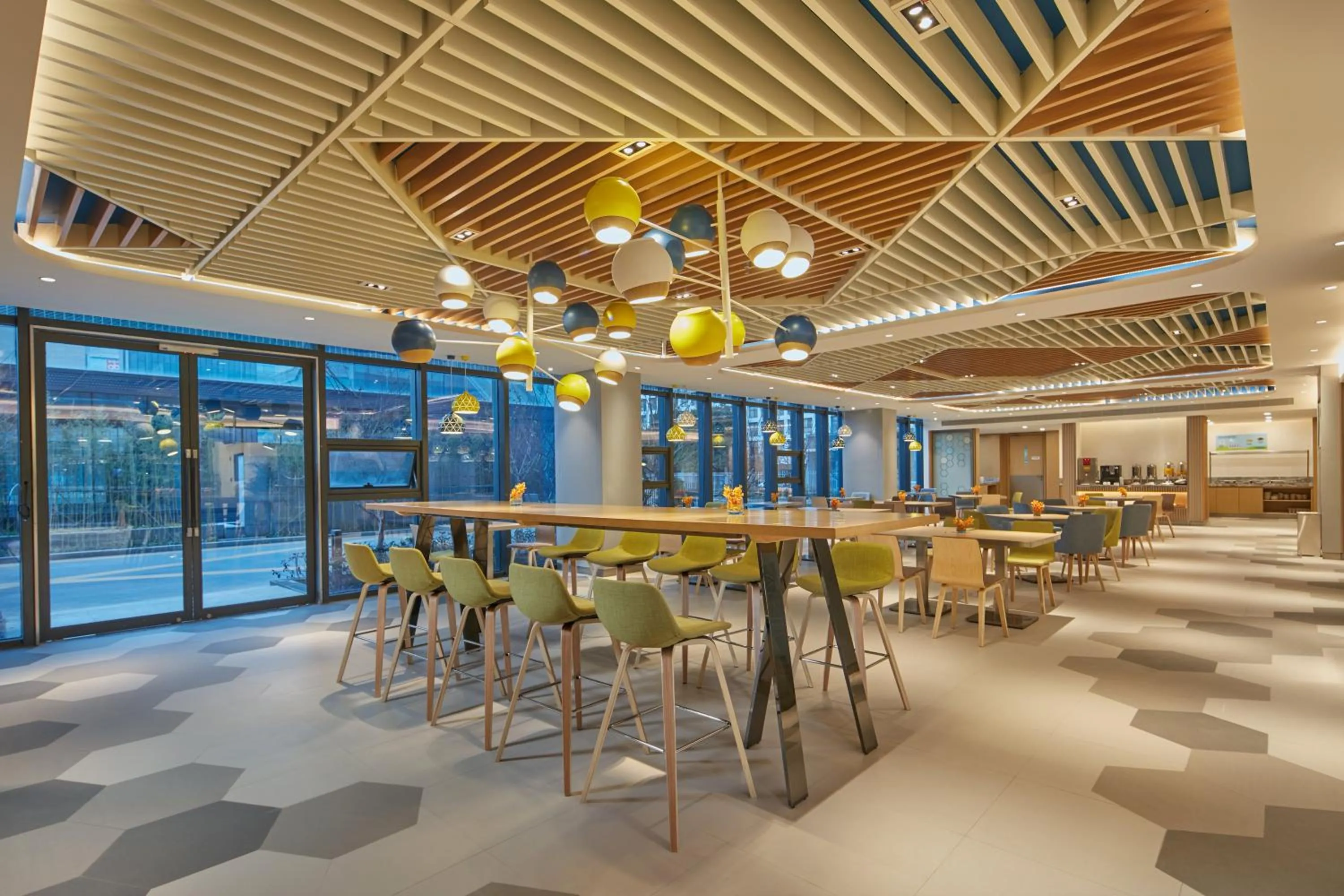 Breakfast in Holiday Inn Express Nantong Textile City by IHG