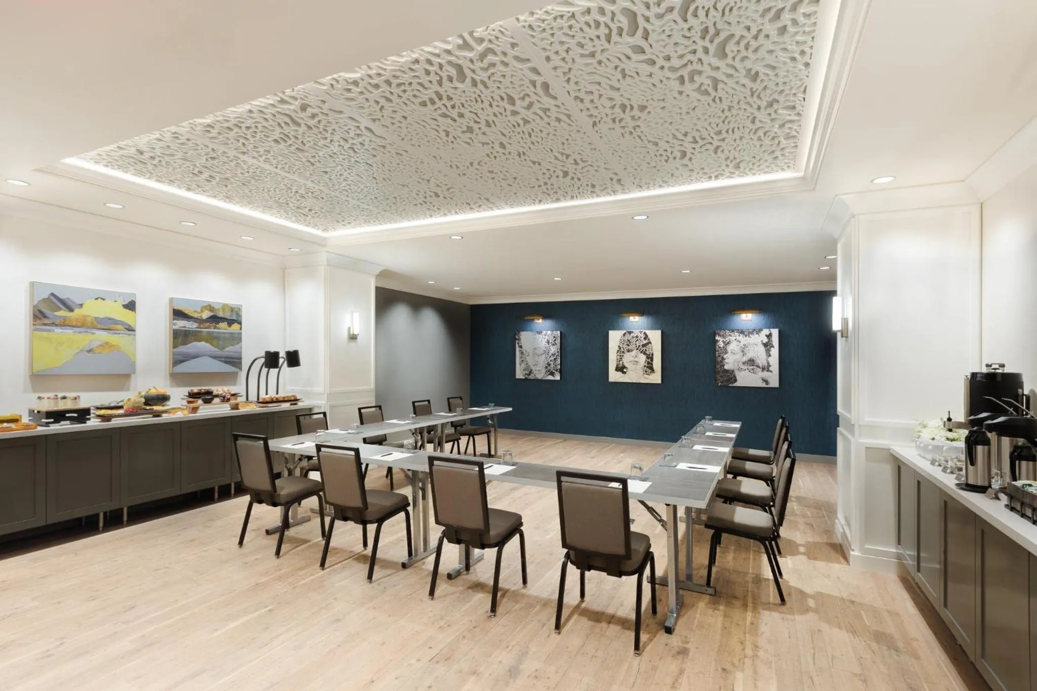 Meeting/conference room in InterContinental Minneapolis - St. Paul Airport by IHG