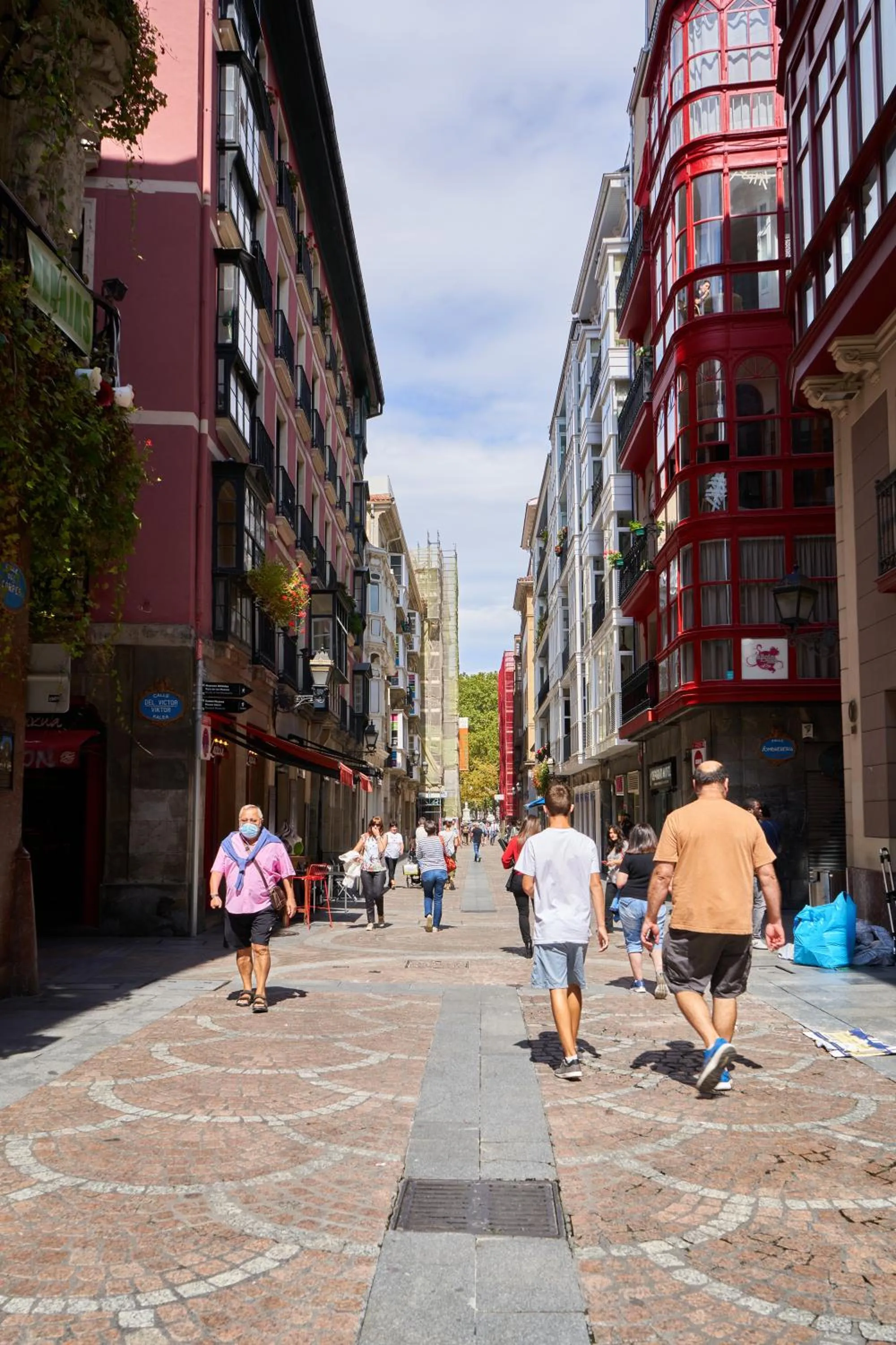 Property building in Pensión AliciaZzz Bed And Breakfast Bilbao