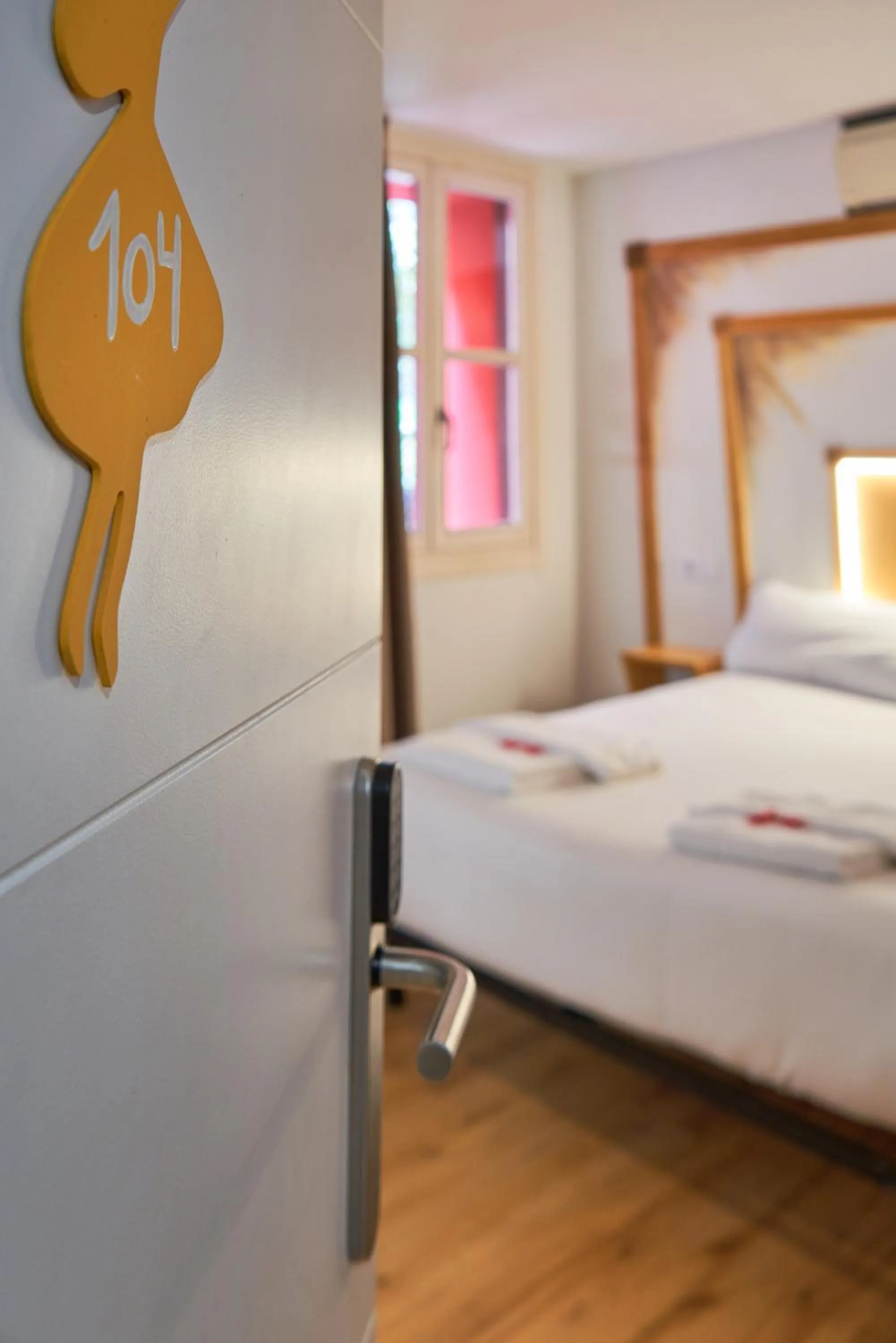 Bed in Pensión AliciaZzz Bed And Breakfast Bilbao