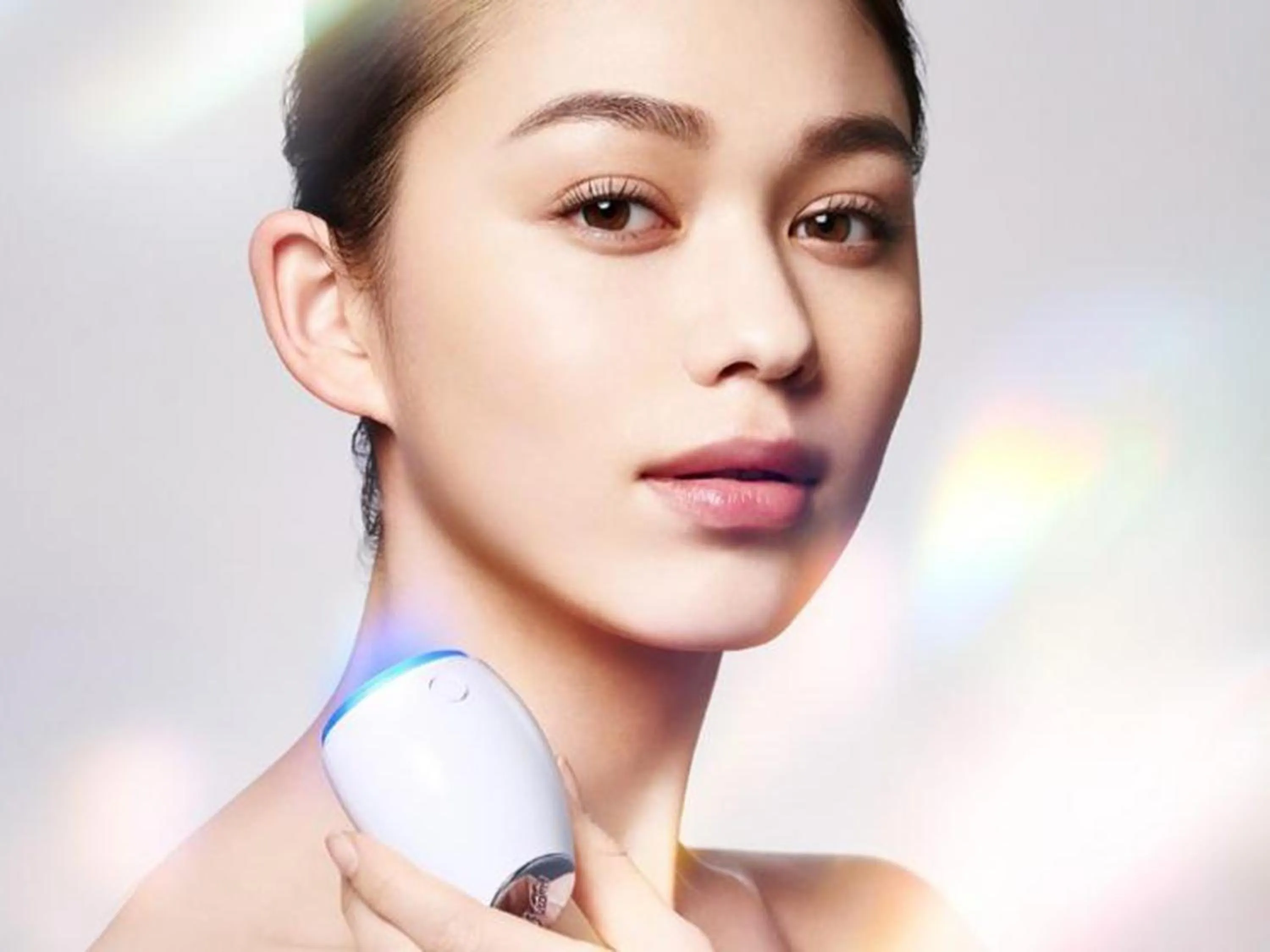 People in Henn na Hotel Tokyo Akasaka