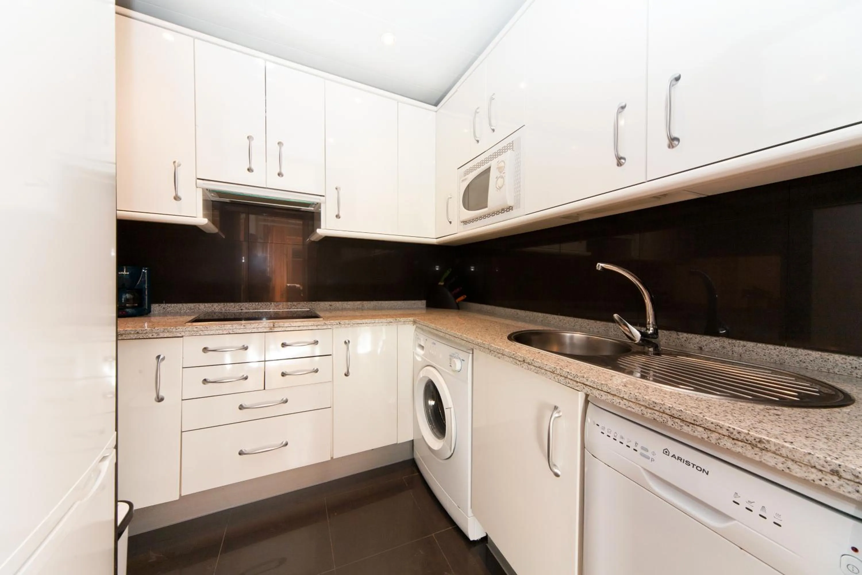 Kitchen or kitchenette in La Casa del Conde de Gelves Apartments