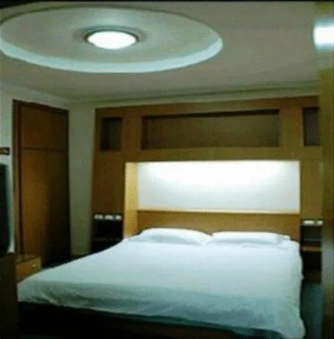 Bed in Katerina Hotel