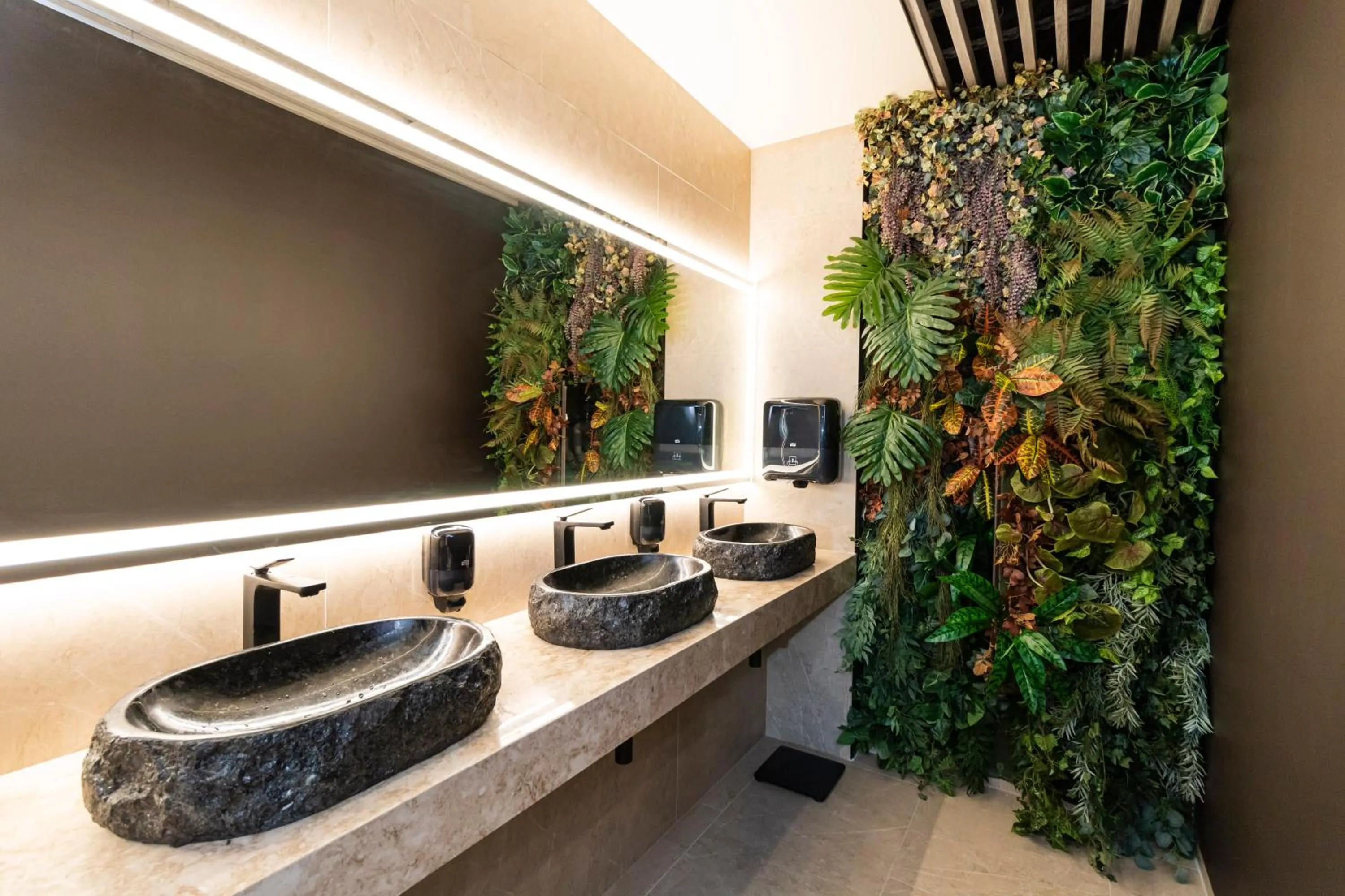 Fitness centre/facilities in Tsunami Spa Hotel