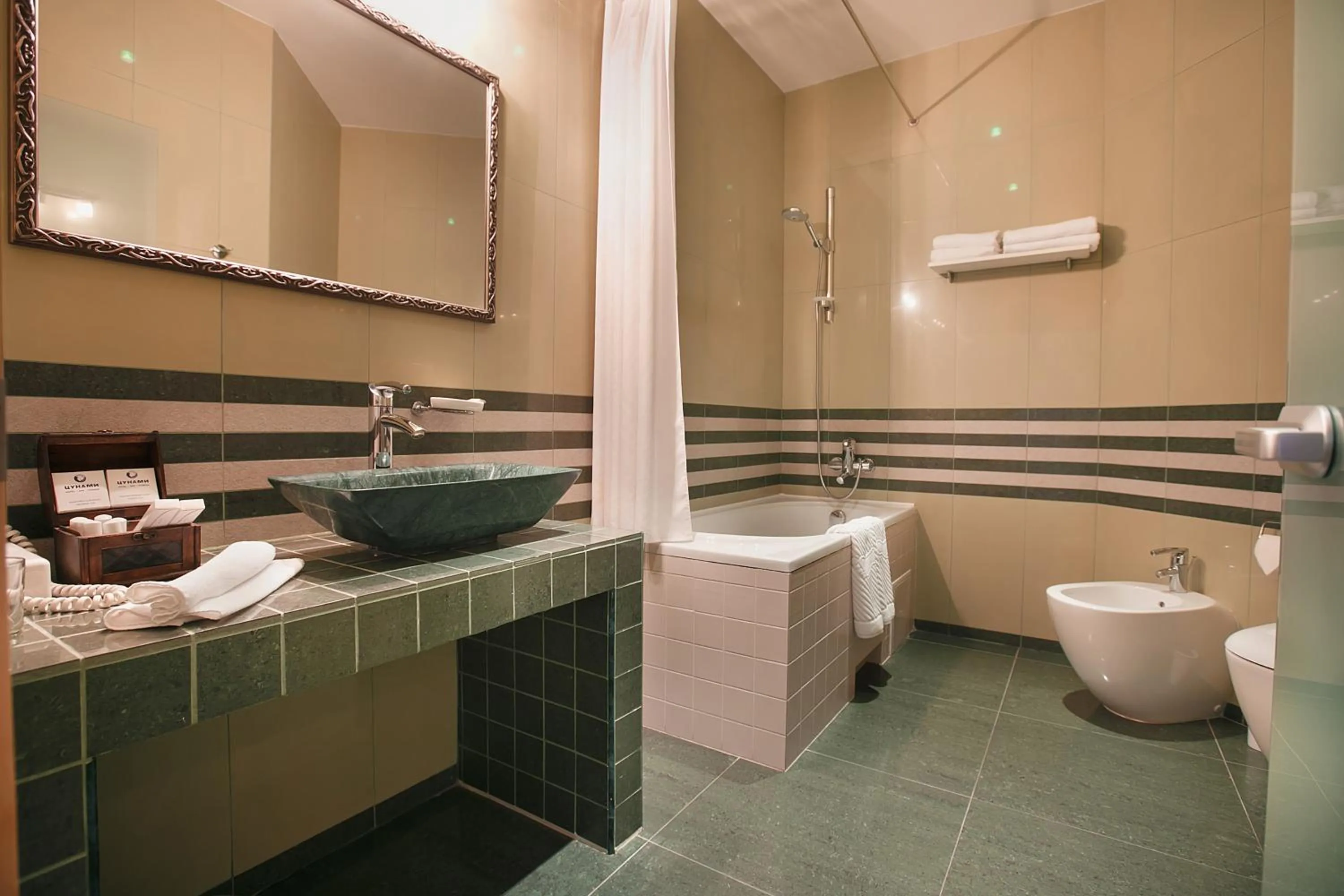 Bathroom in Tsunami Spa Hotel