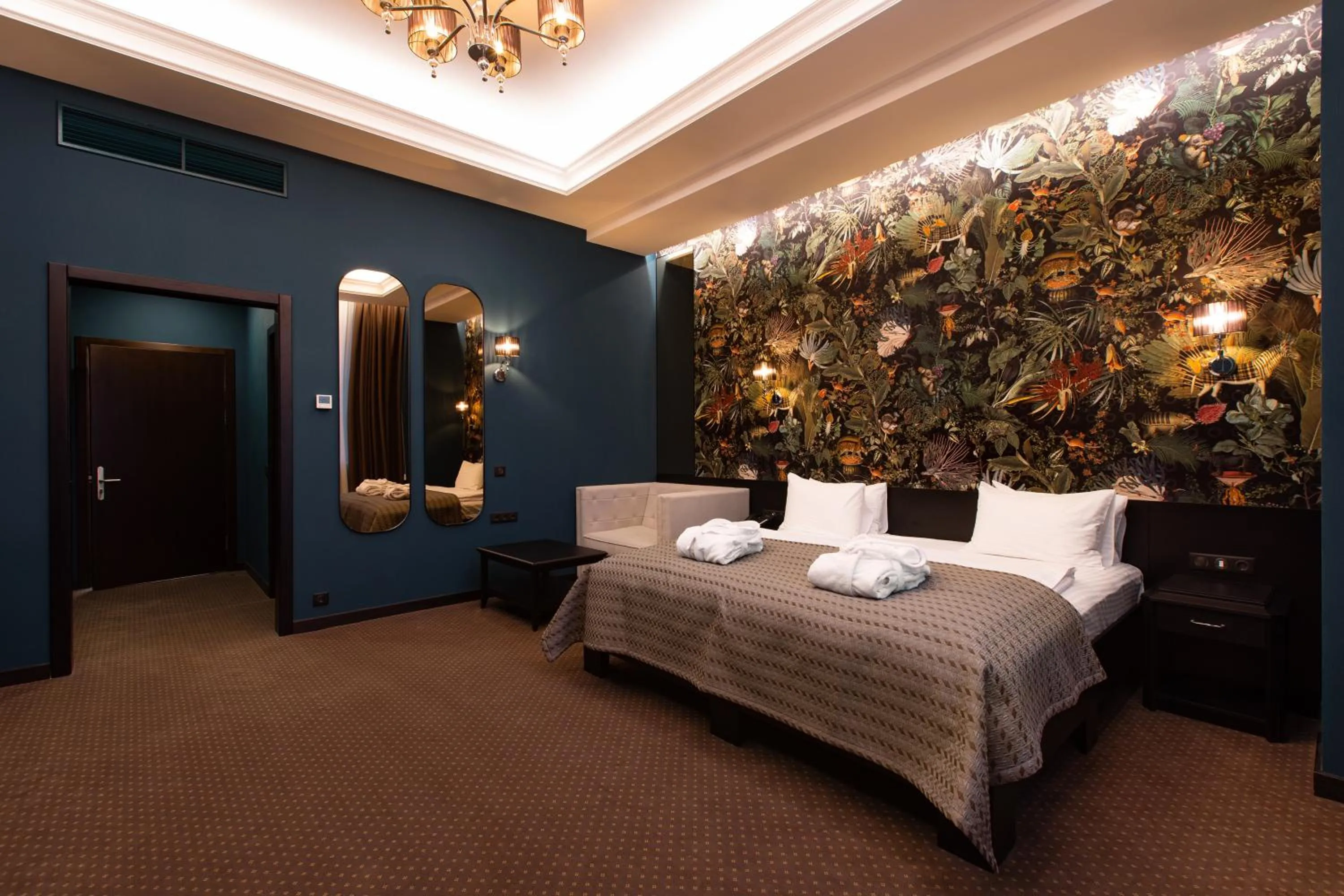 Bed in Tsunami Spa Hotel