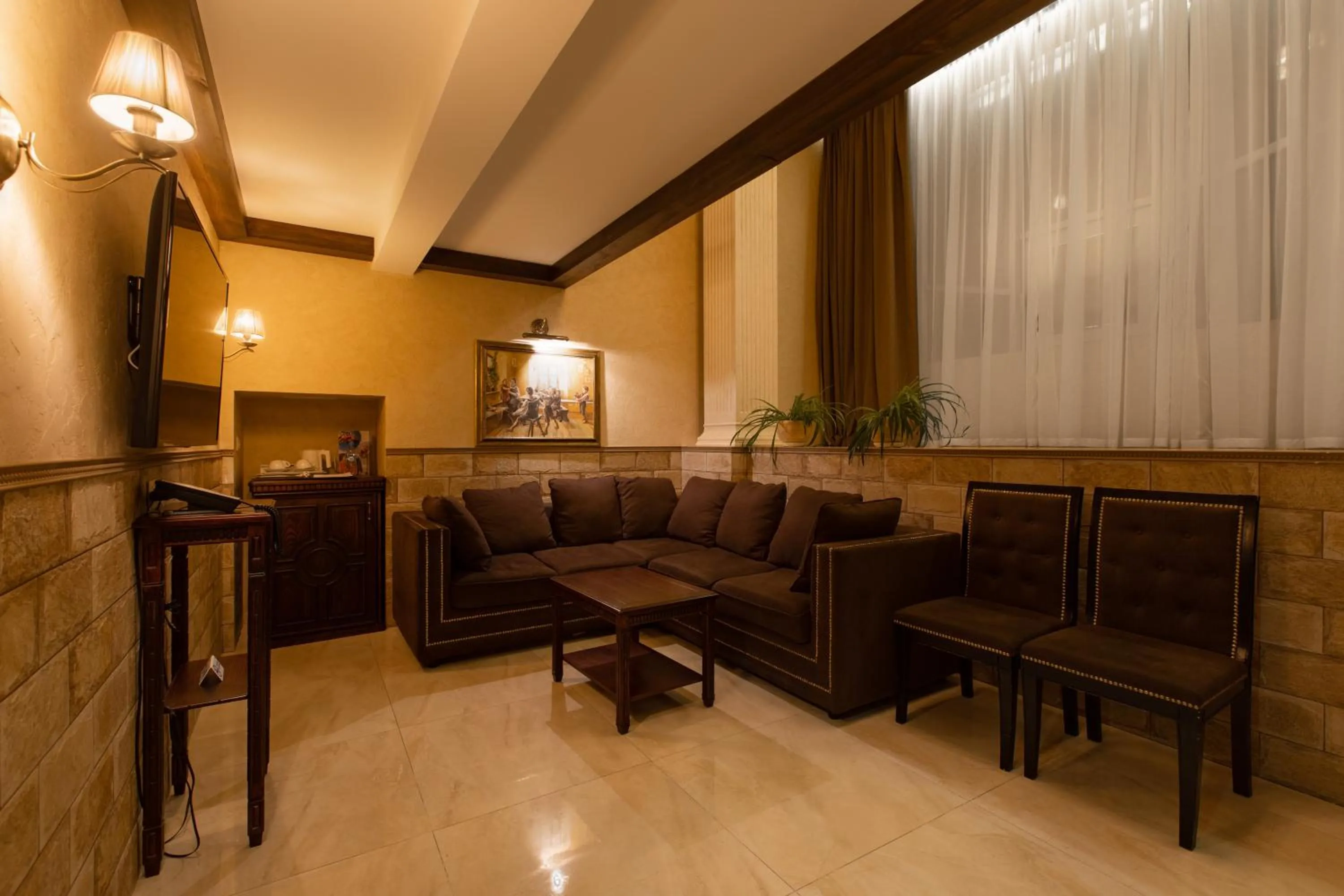 Living room in Tsunami Spa Hotel