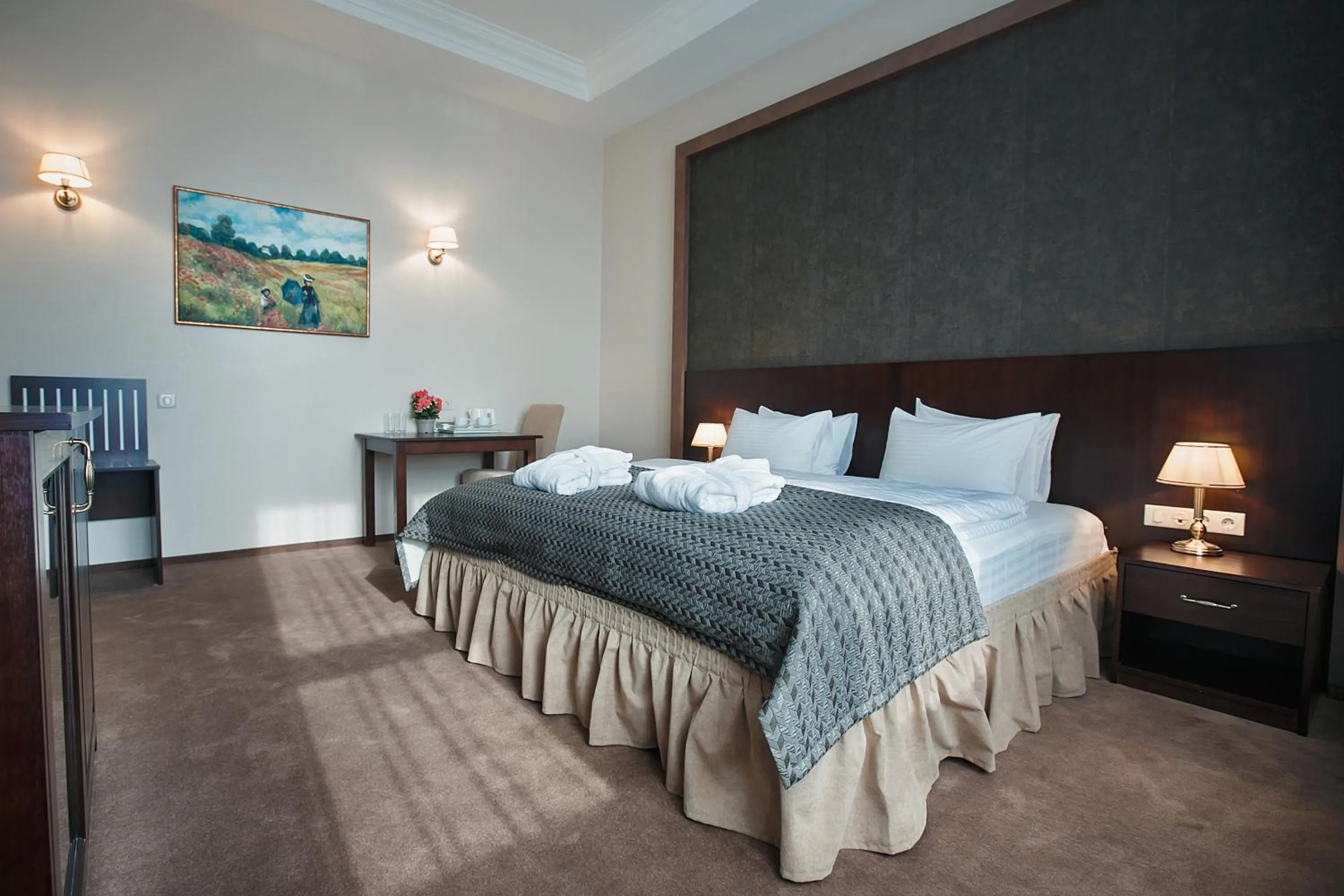 Photo of the whole room, Bed in Tsunami Spa Hotel