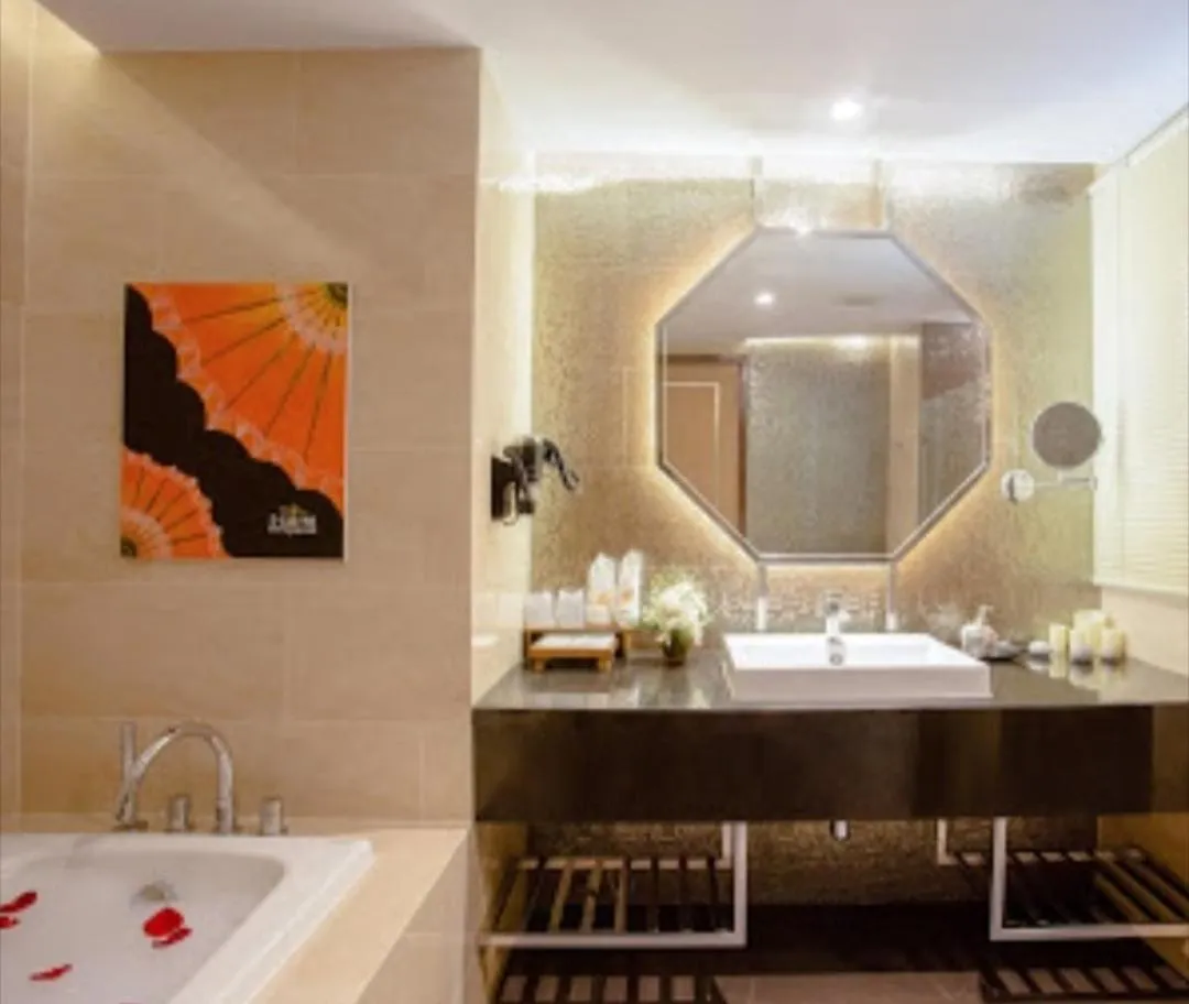 9 SUITE Luxury Boutique Hotel