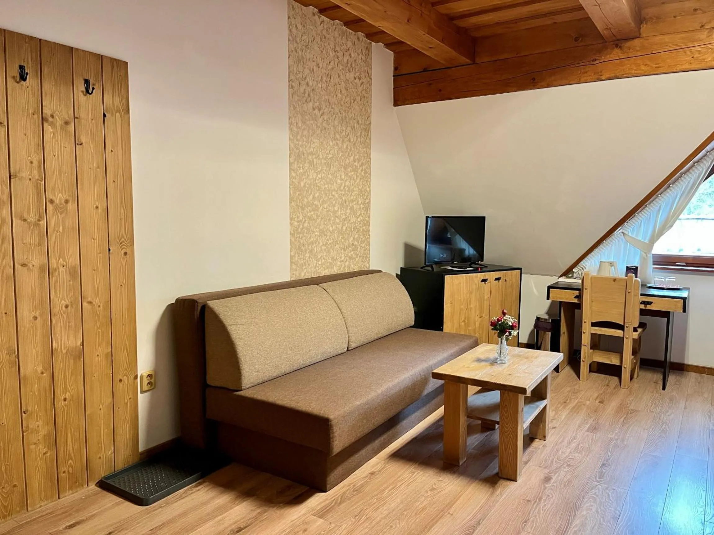 Photo of the whole room in Hotel Strachanovka - Jánska Koliba