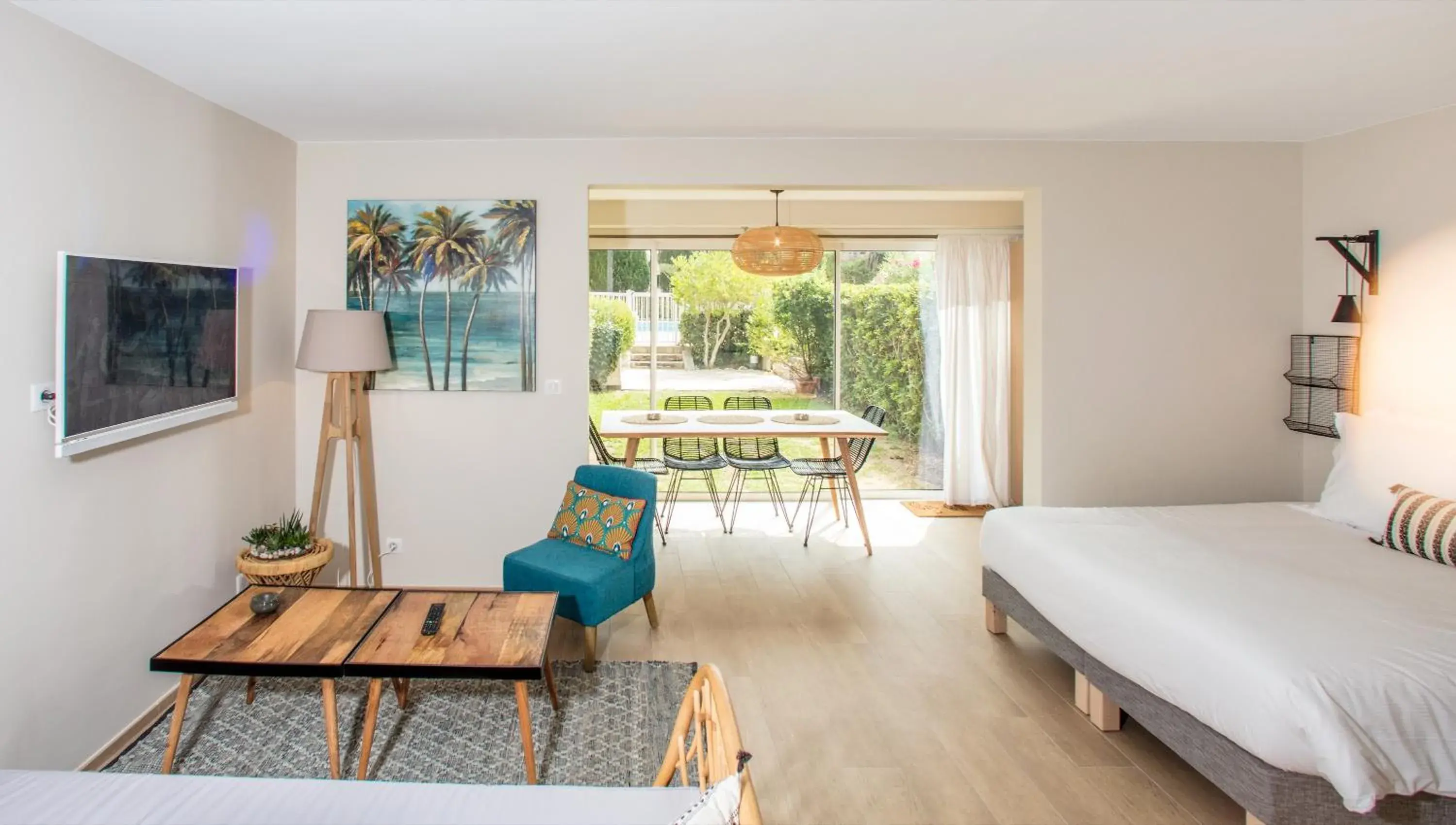Studios 10 & 11 BY HOTEL DES LICES Studios 10 & 11 BY HOTEL DES LICES